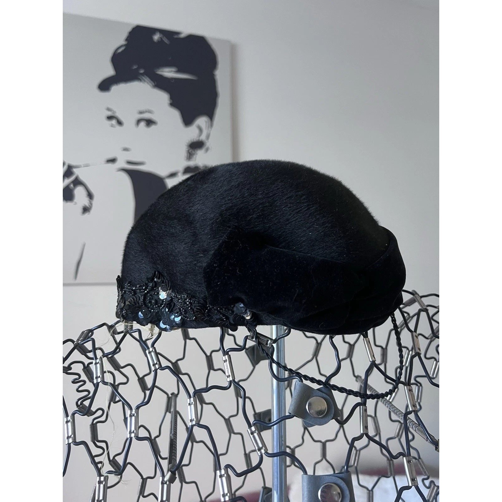 Vintage Black Faux Fur Pillbox Hat Sequin Bead Velvet Bow Mid Century Evening