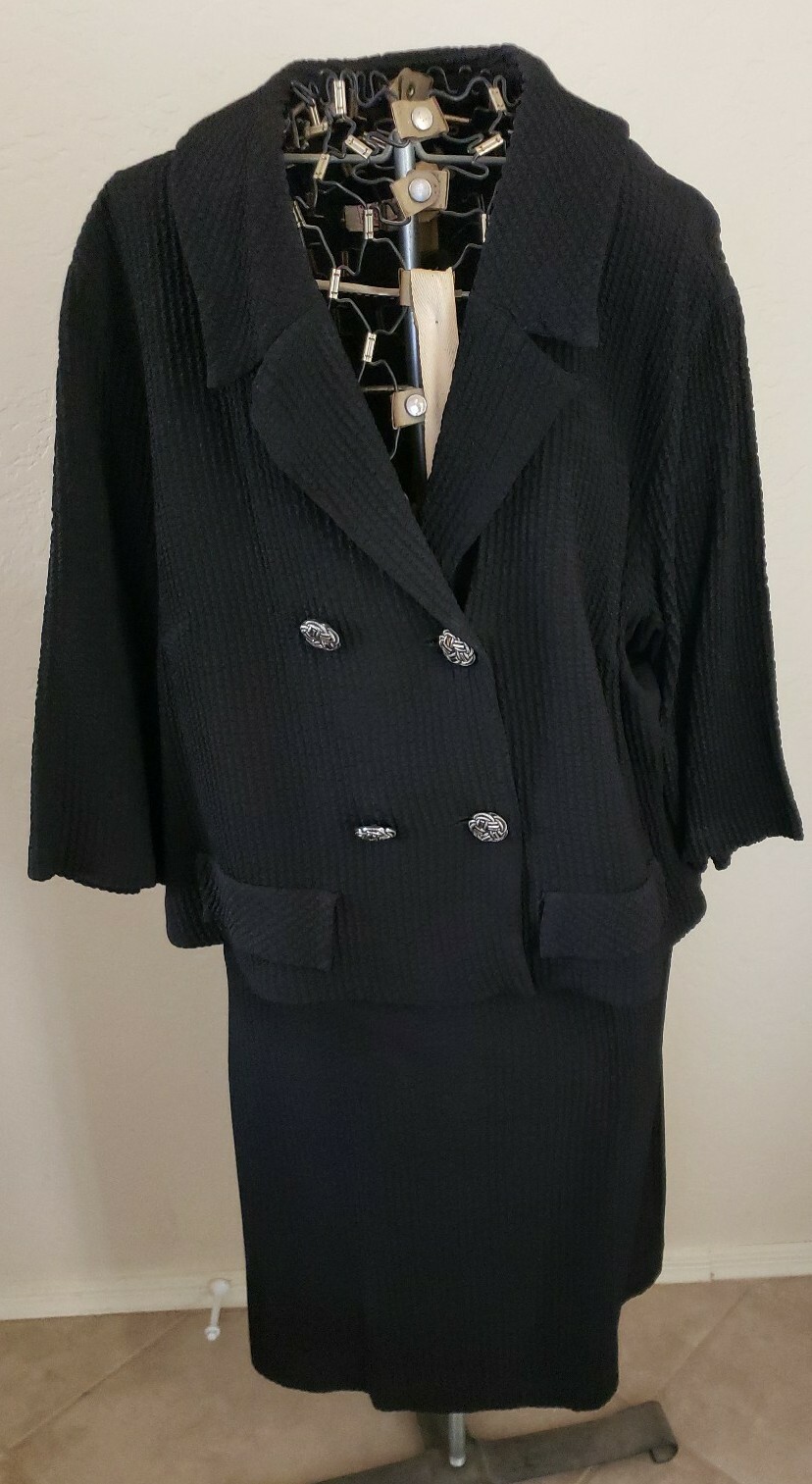 Vintage 1950s-60s Ladies Black Ribbed Fabric Double Breasted Jacket & Skirt
