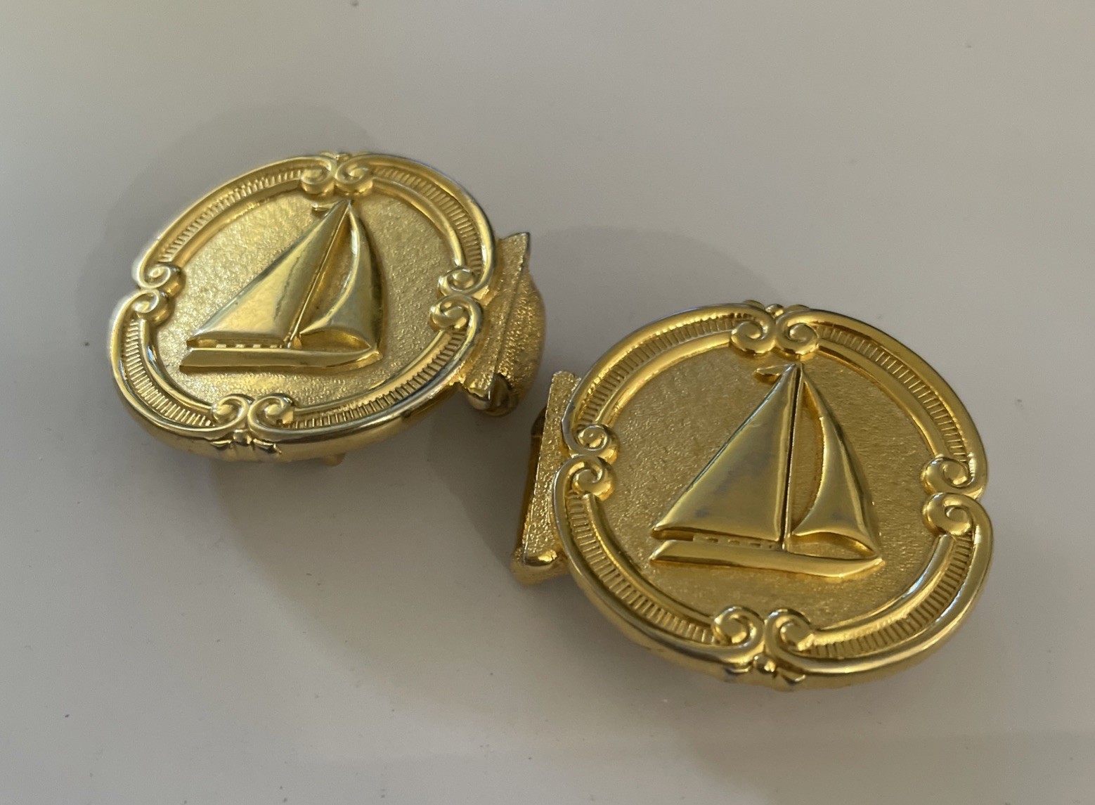 Vintage Douglas Paquette Signed SAIL BOAT Nautical Gold Tone Belt Buckle Retro