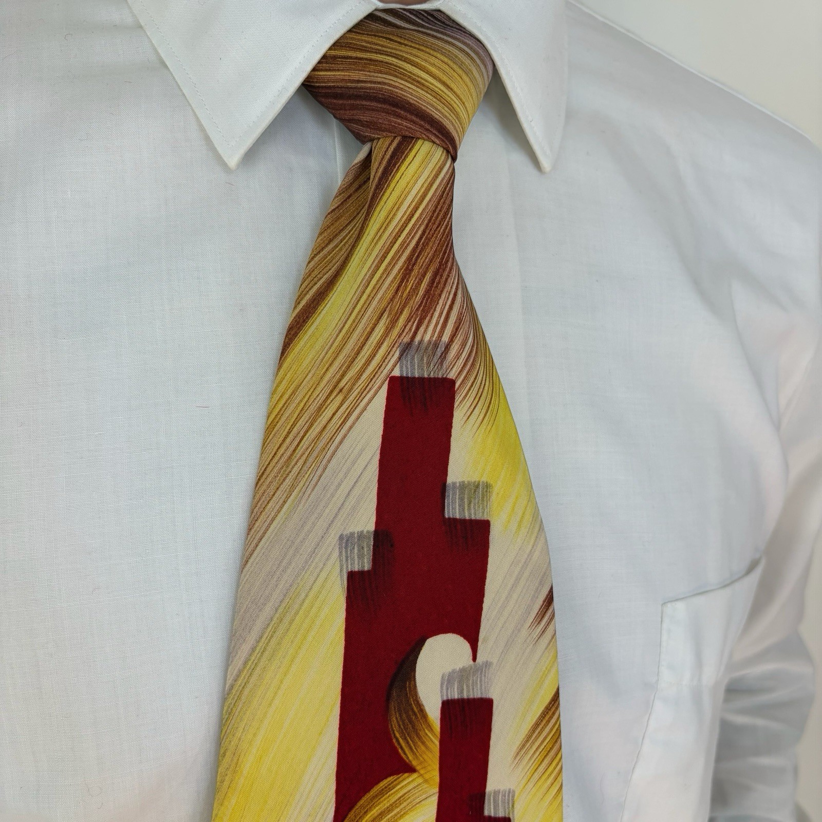 Vintage 40’s 50’s Hand Painted Tie Windsor of California Nylon Asetate