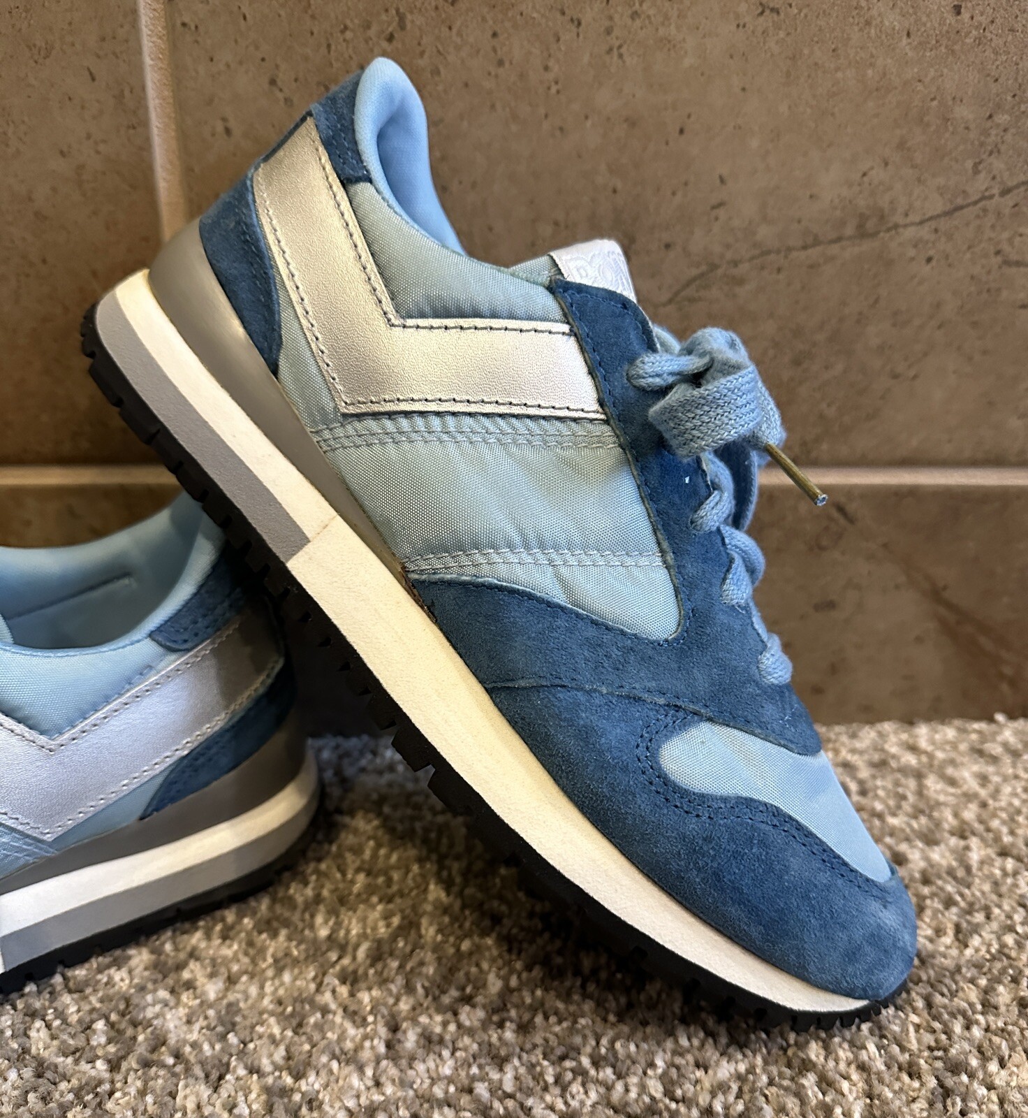 Vintage New Old Stock NOS PONY Nylon/Suede Womens 70s 80s shoes Blue/Teal Sz 6.5