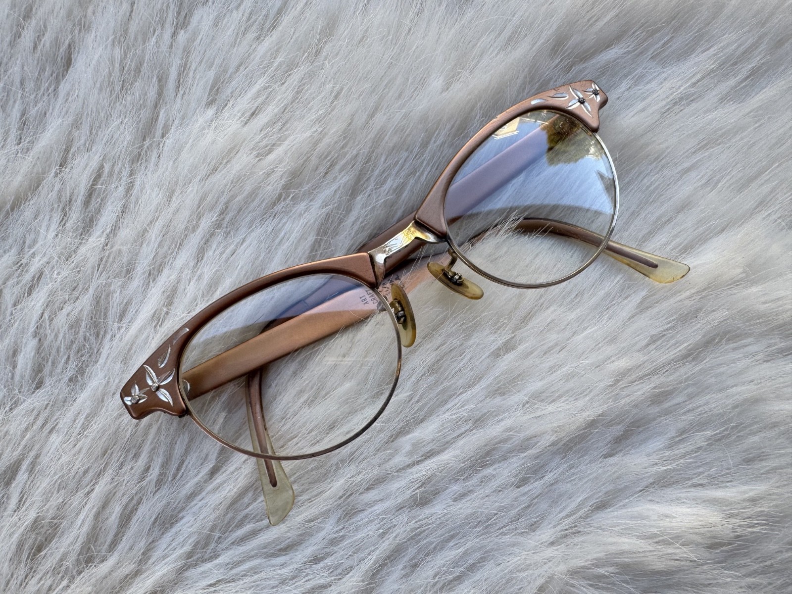 Vintage 1950s-1960’s Women’s Cats Eye Eyeglasses No Prescription Clear Glasses