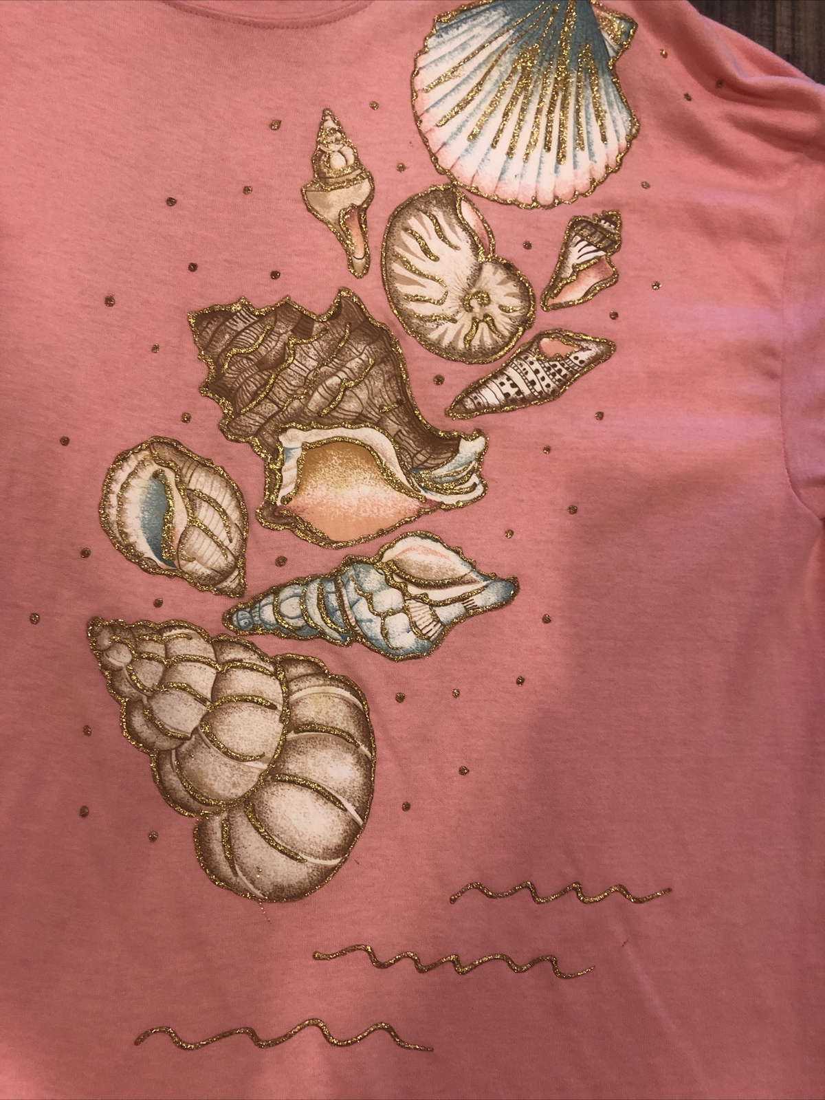 Vintage 1990s Artdeco Seashells T-Shirt Coral One Size Single Stitch USA