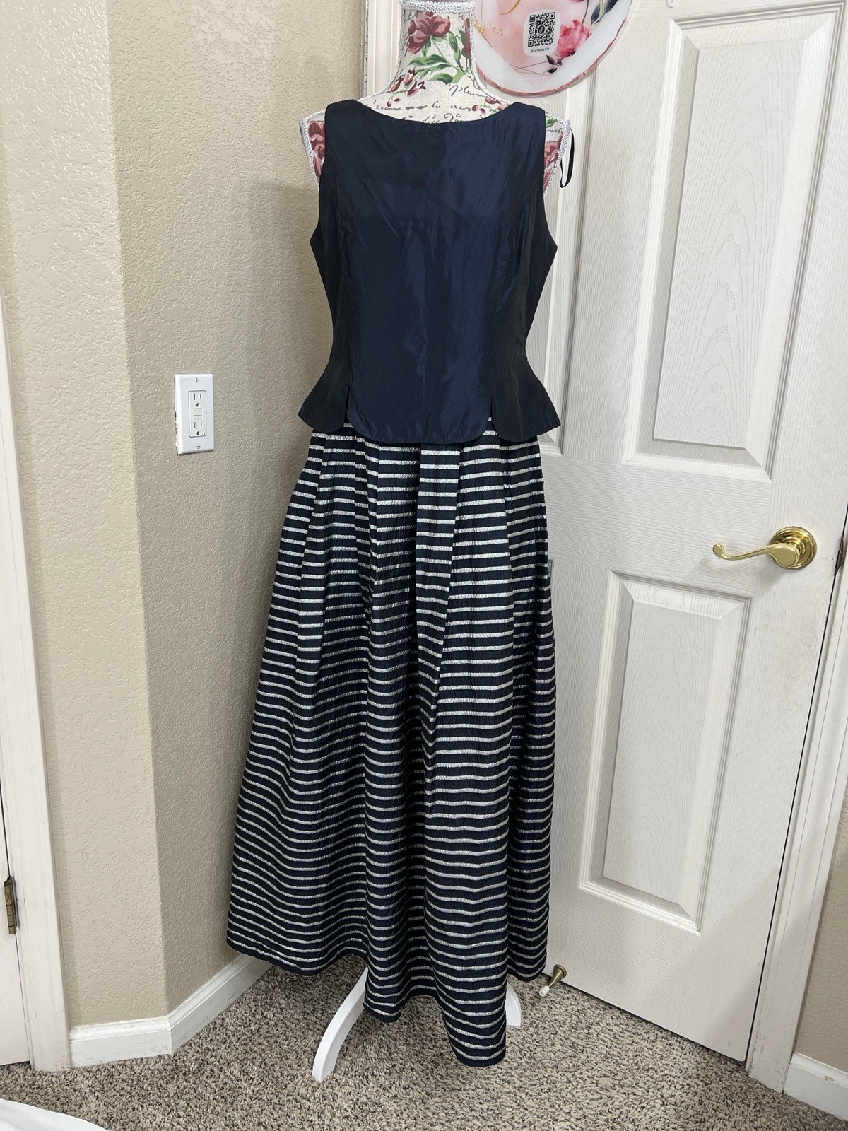 Night Way Collections Vintage 80’s Navy Blue And Silver Maxi Dress Size 12