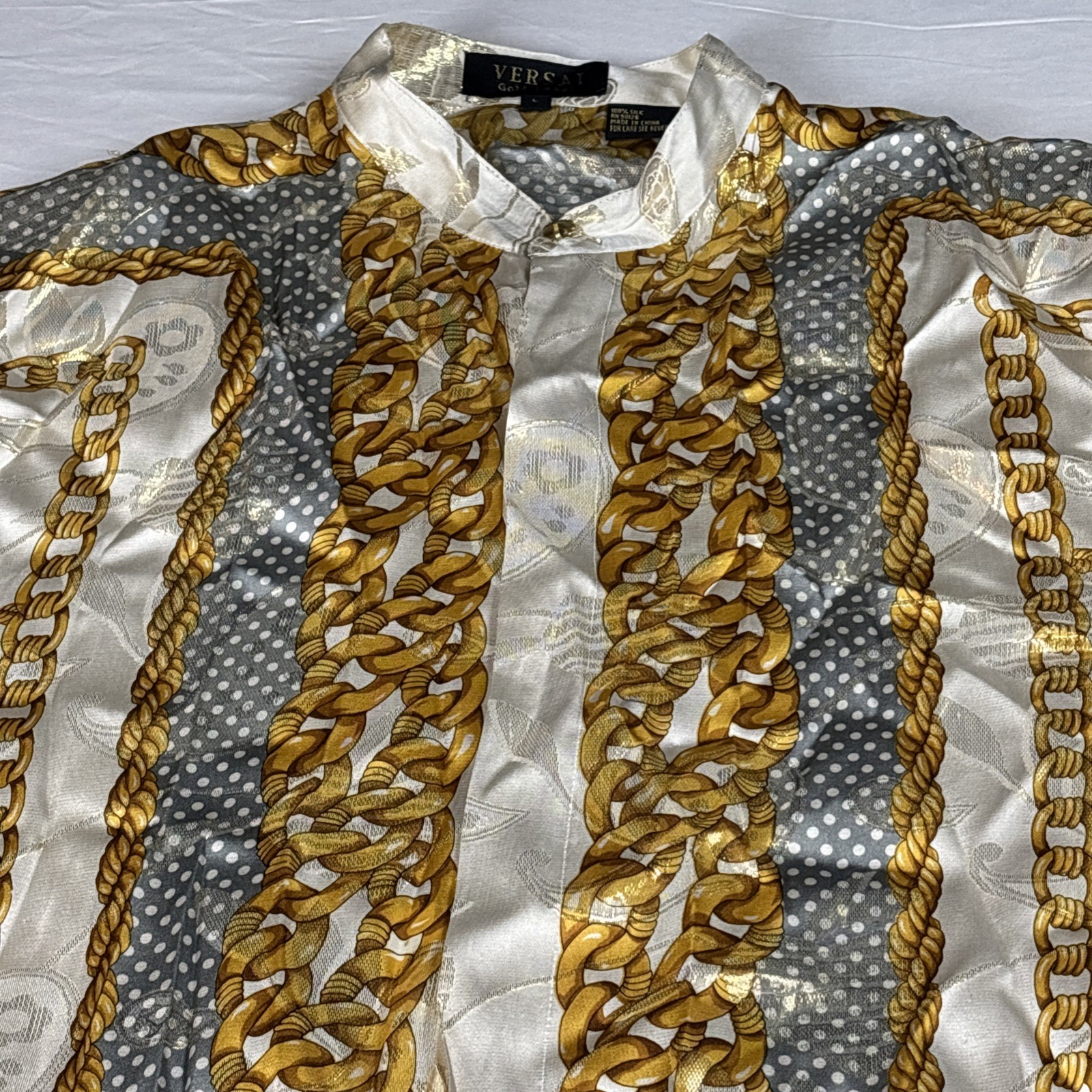 Vtg VERSAI GOLD LABEL Silk Metallic Gold All Over Chain Luxury Greek Shirt L
