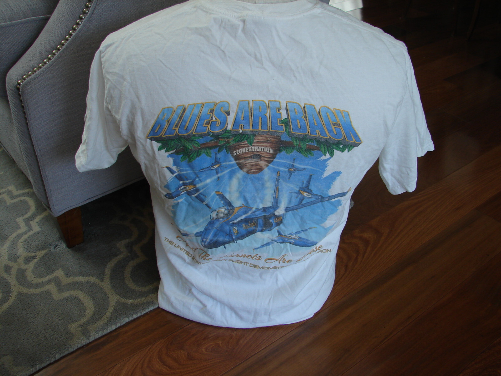 US Navy Blue Angels Blues Are Back Hornets Loose T-Shirt Unisex Size Large White