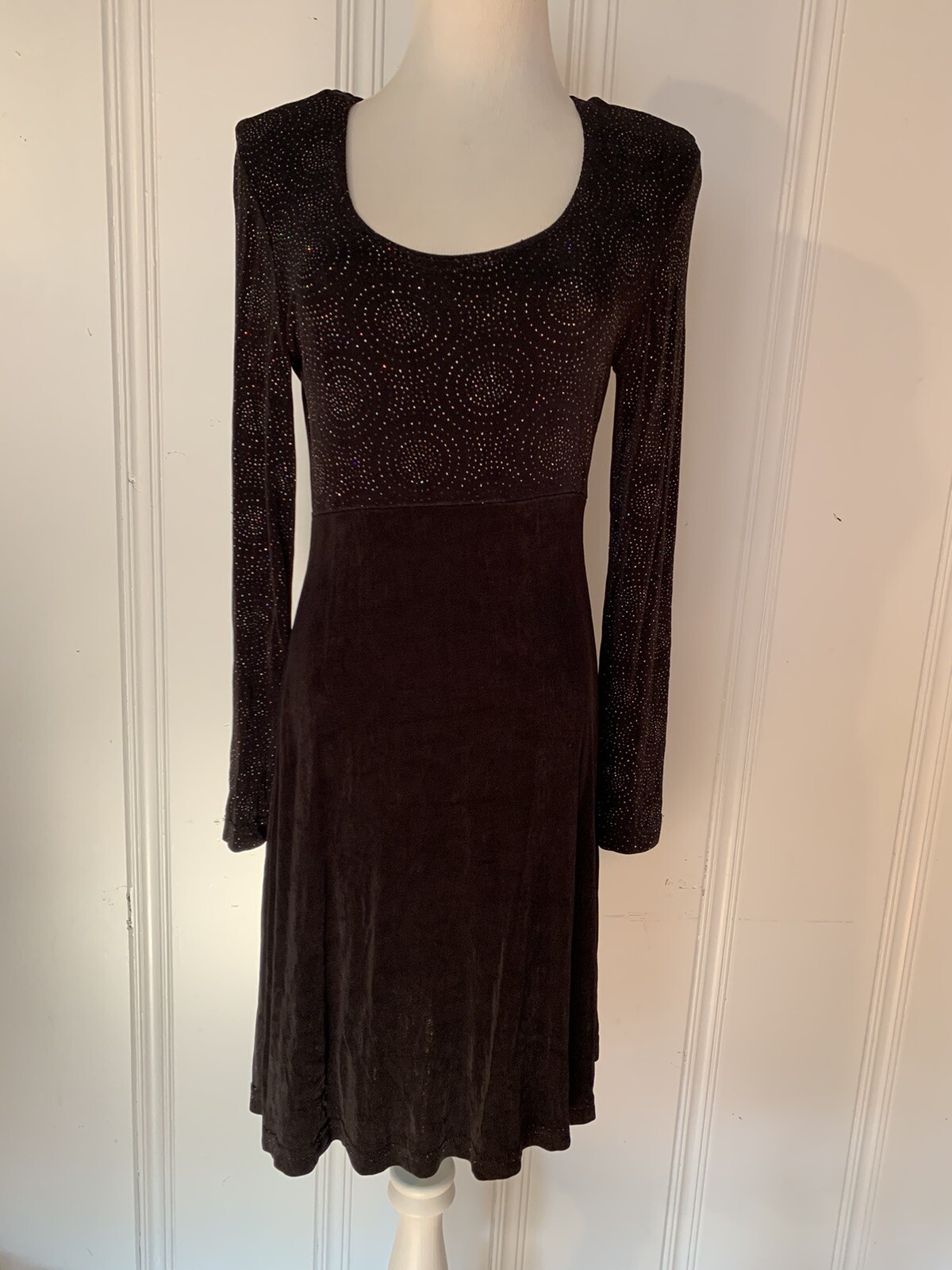 Vintage SL Petites Dress 1980s 1990s Black Long Sleeve Knee Length Sparkly