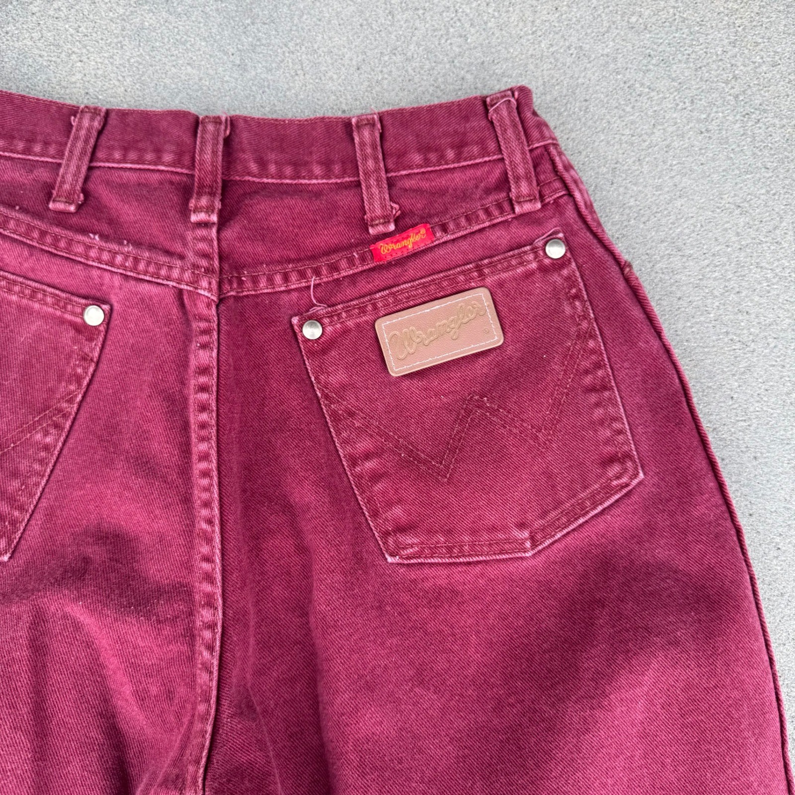 Wrangler Vintage High Waisted Burgundy Straight Leg Jeans Size 11/12 Made in USA