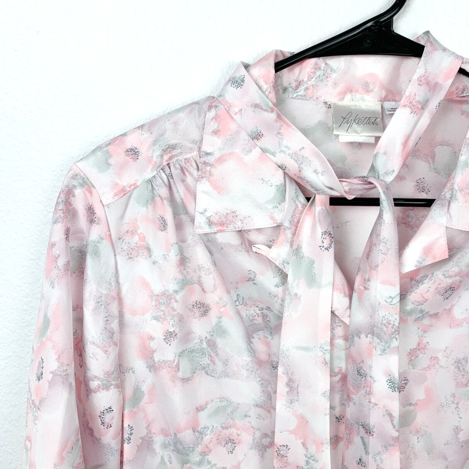 Vintage Pykettes Abstract Floral Slick Lightweight Button Up Tie Neck Shirt 12