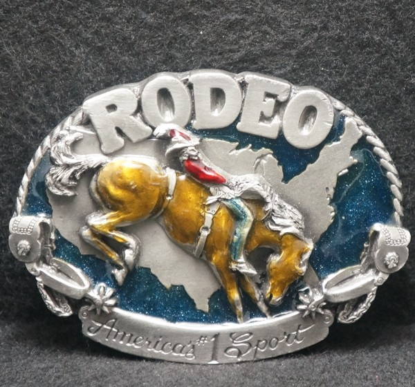 XE15119 NICE VINTAGE 1983 **RODEO AMERICA’S #1 SPORT** WESTERN MENS BELT BUCKLE
