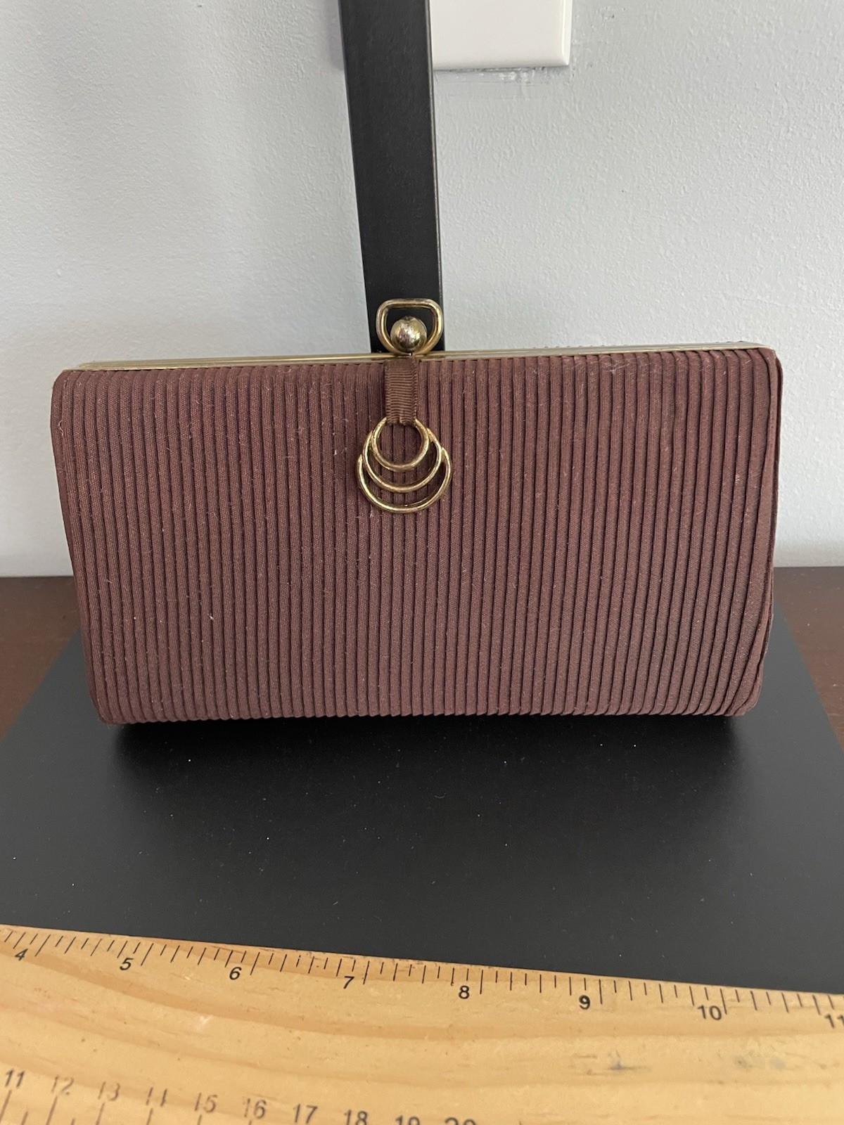 Vintage Brown Corduroy Clutch Purse Bag Kisslock Ribbed Minimalist Sophisticated