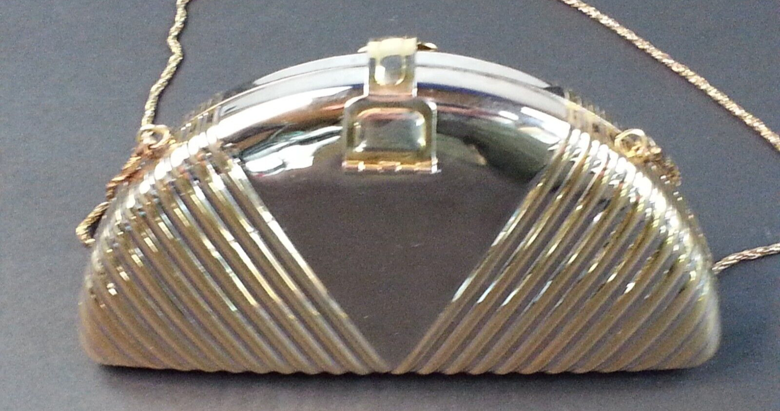 Vtg Edies Metal Purse Accessory Stylists Richmond Virginia Goldtone