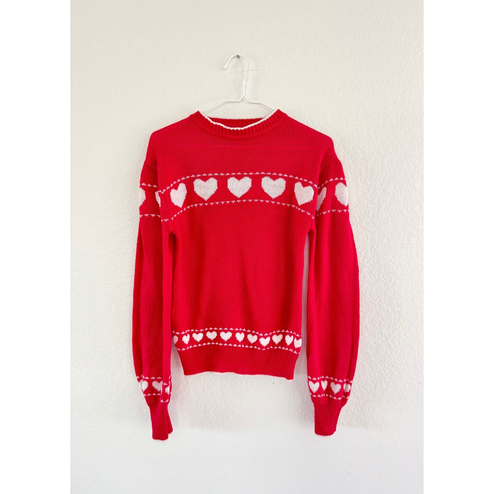 Exclusive Imports Vintage Red Heart Knit Sweater Womens Medium Acrylic Pullover