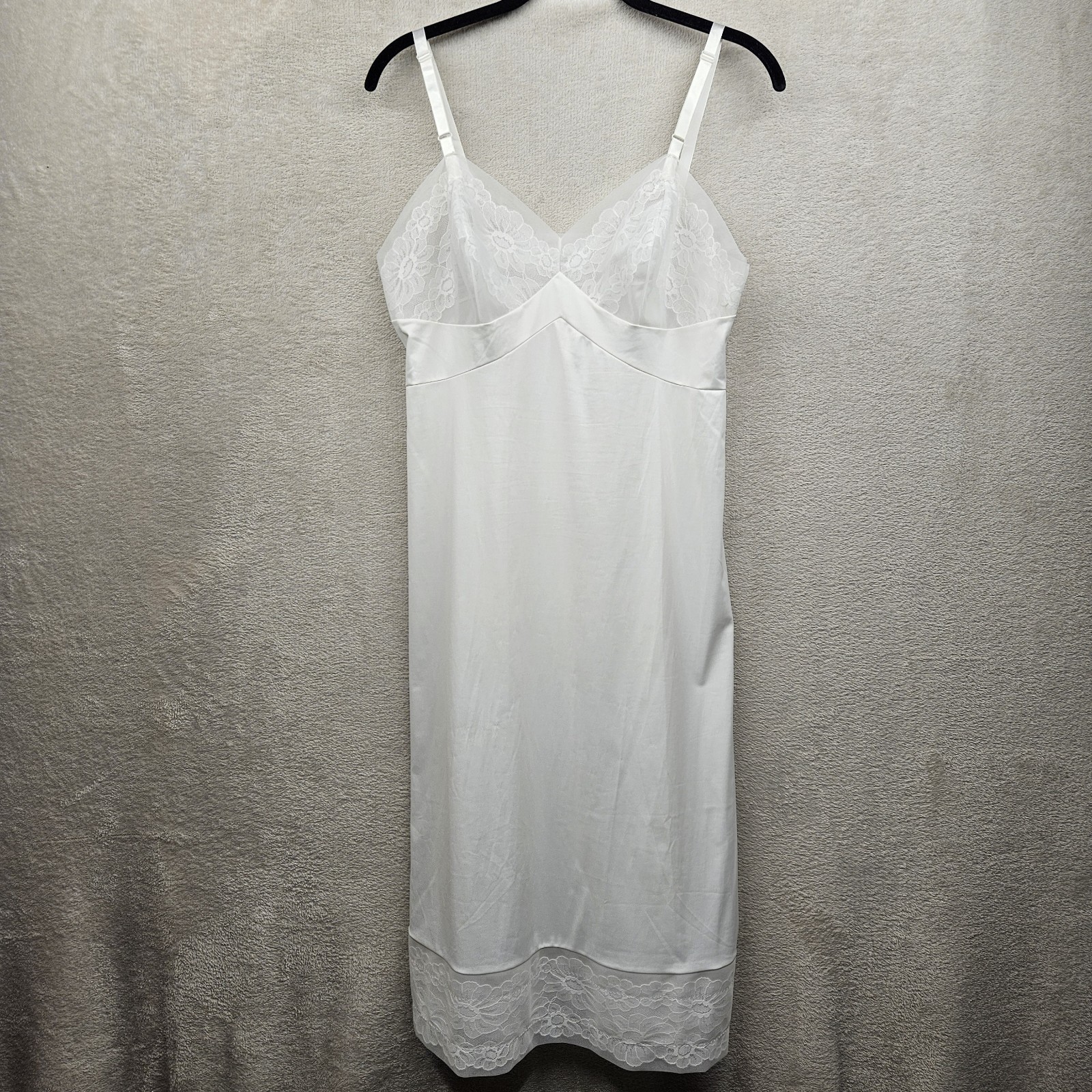 Vintage Vanity Fair Slip Dress Womens 36 M White Lace Nylon Coquette Sexy Midi