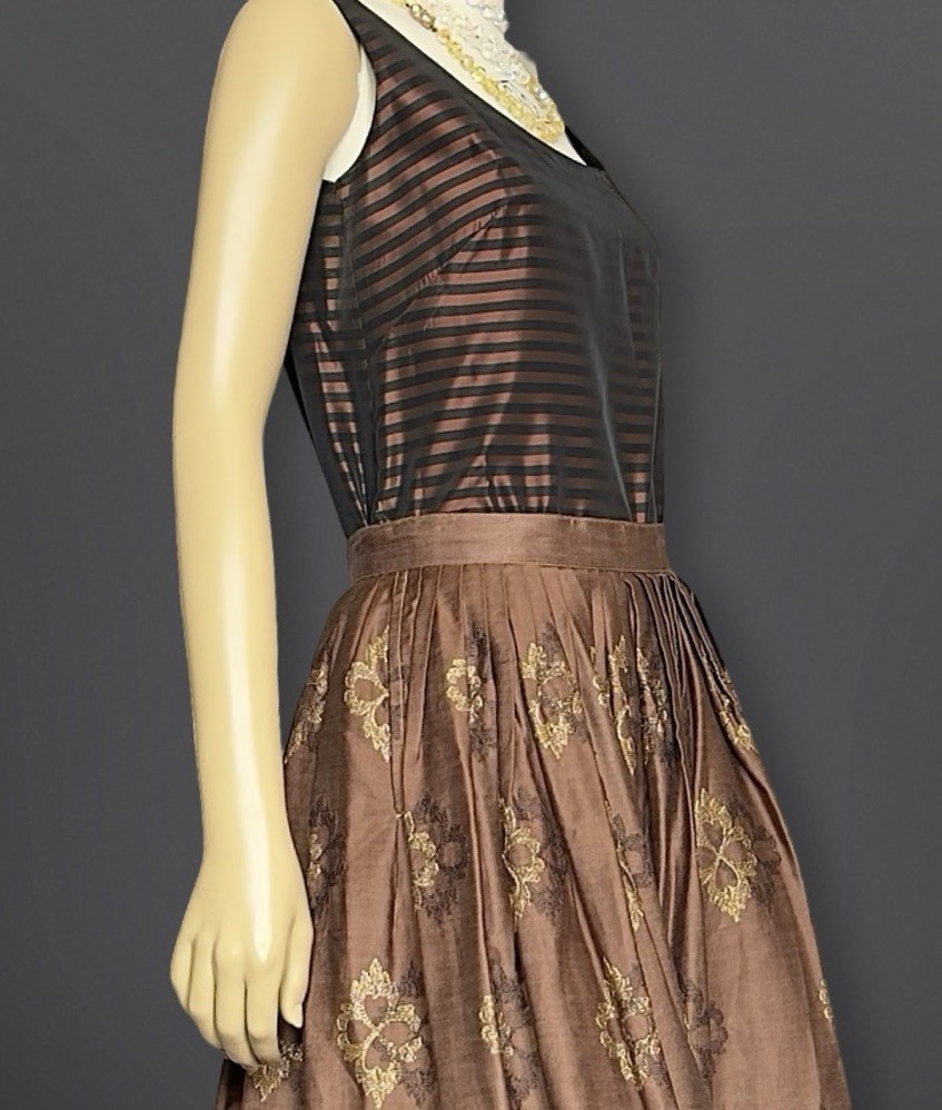 1960s Bloomingdale’s Young East Sider Striped Taffeta Vintage M Top Sony Studios