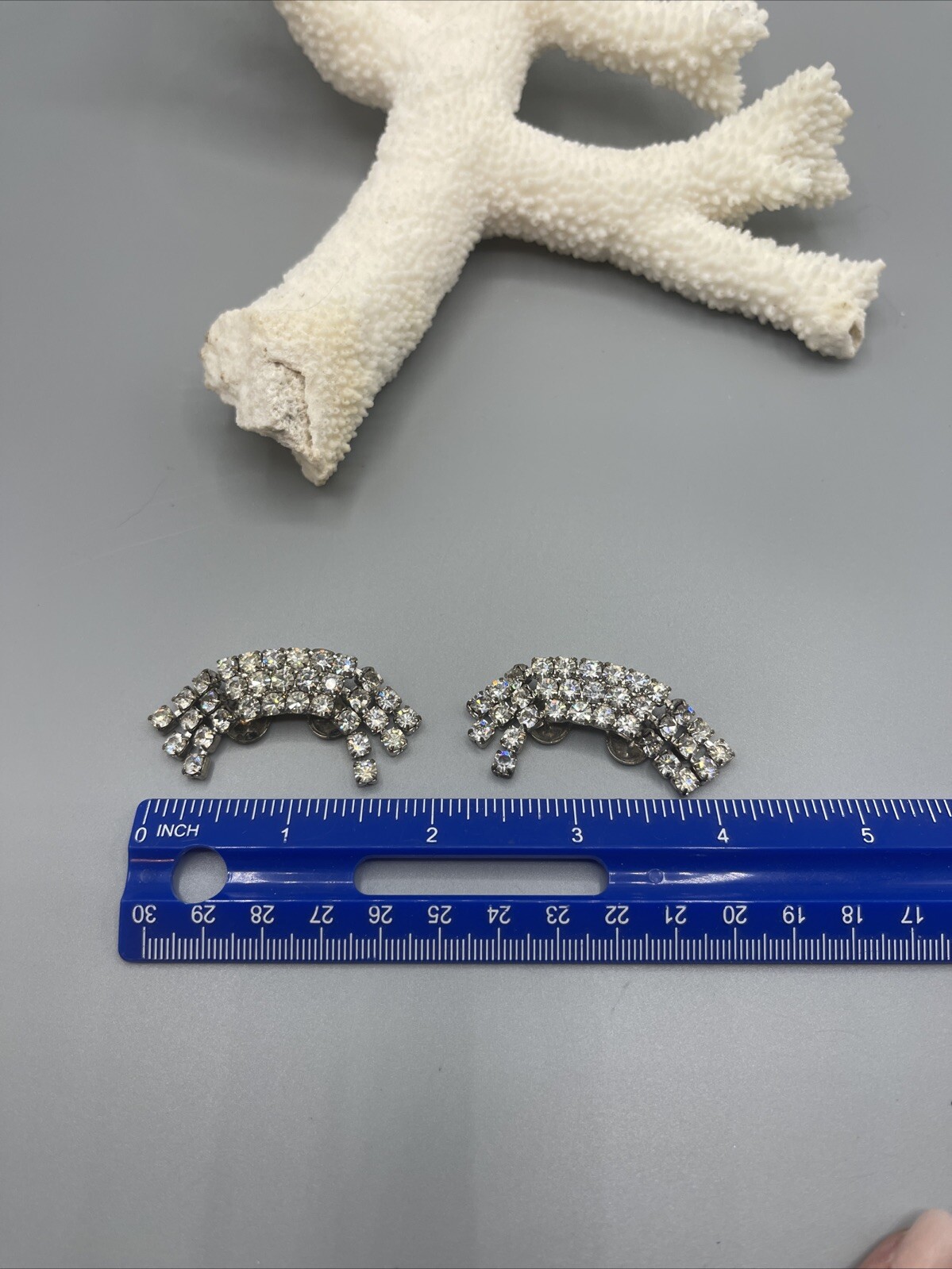 Vintage Rhinestone Shoe Clips Tip Toe Curved #237