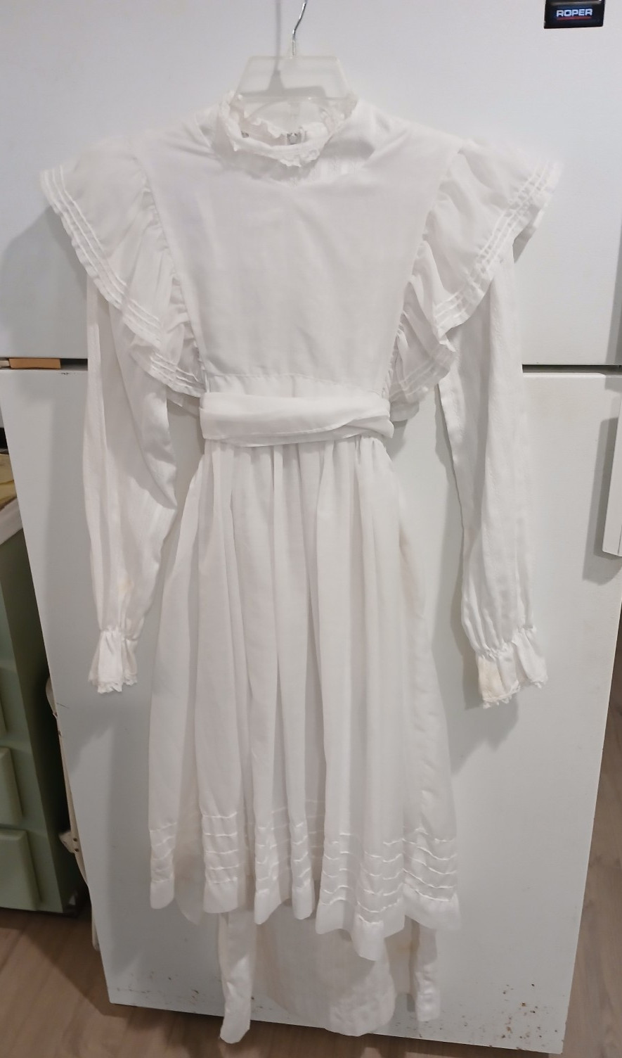 Victorian Pioneer Cottage Core Two-Piece Dress with Detachable Ruffled Pinafore