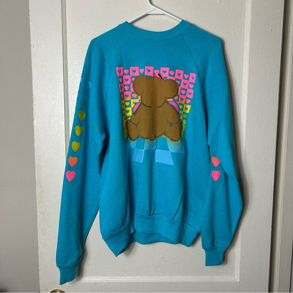 Vintage 80s blue kitchy bear graphic sweatshirt womens XL USA made hearts decora