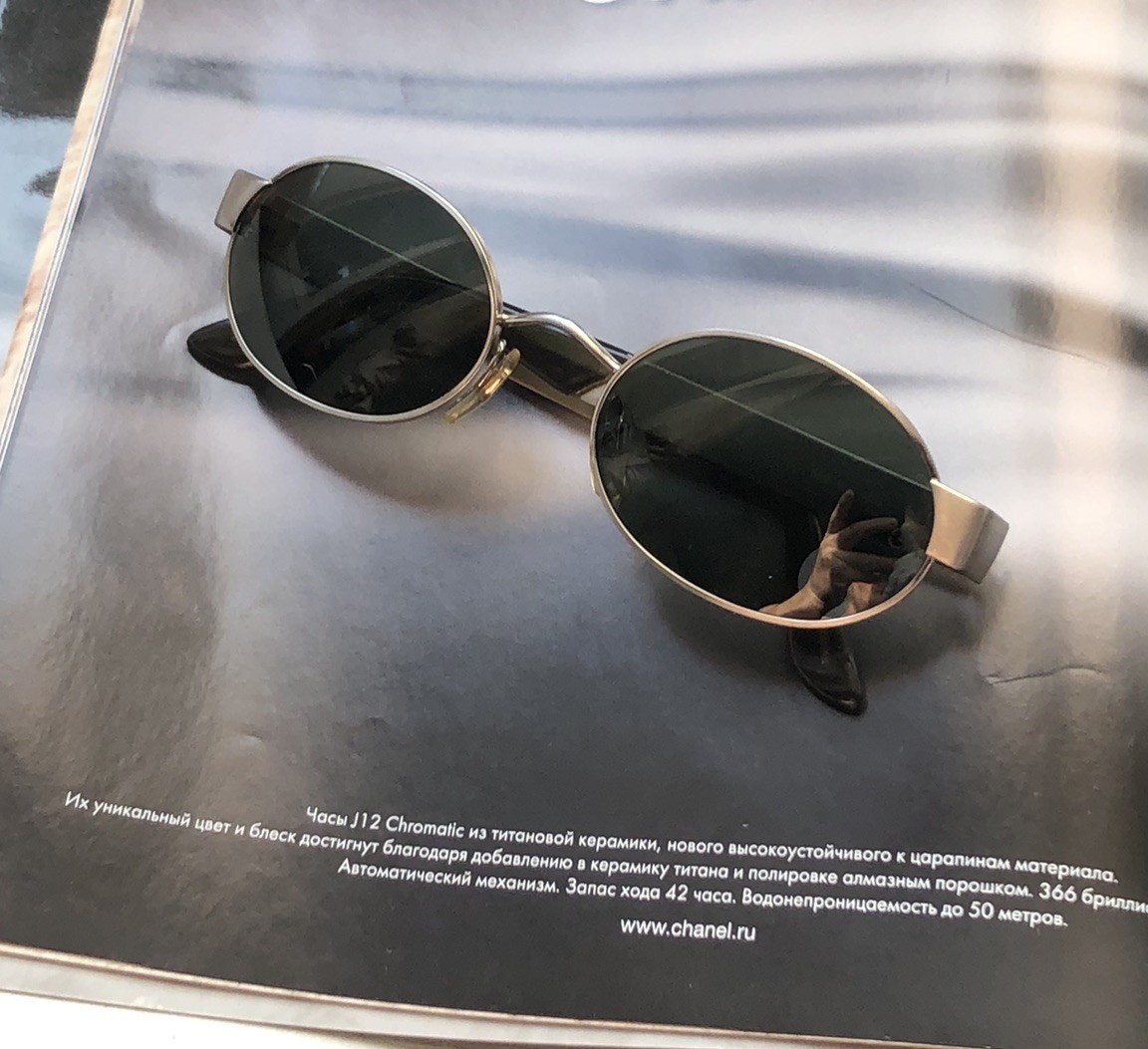Vintage Giorgio Armani 662 930 Sunglasses – Brushed Silver Oval Frames Italy 90s