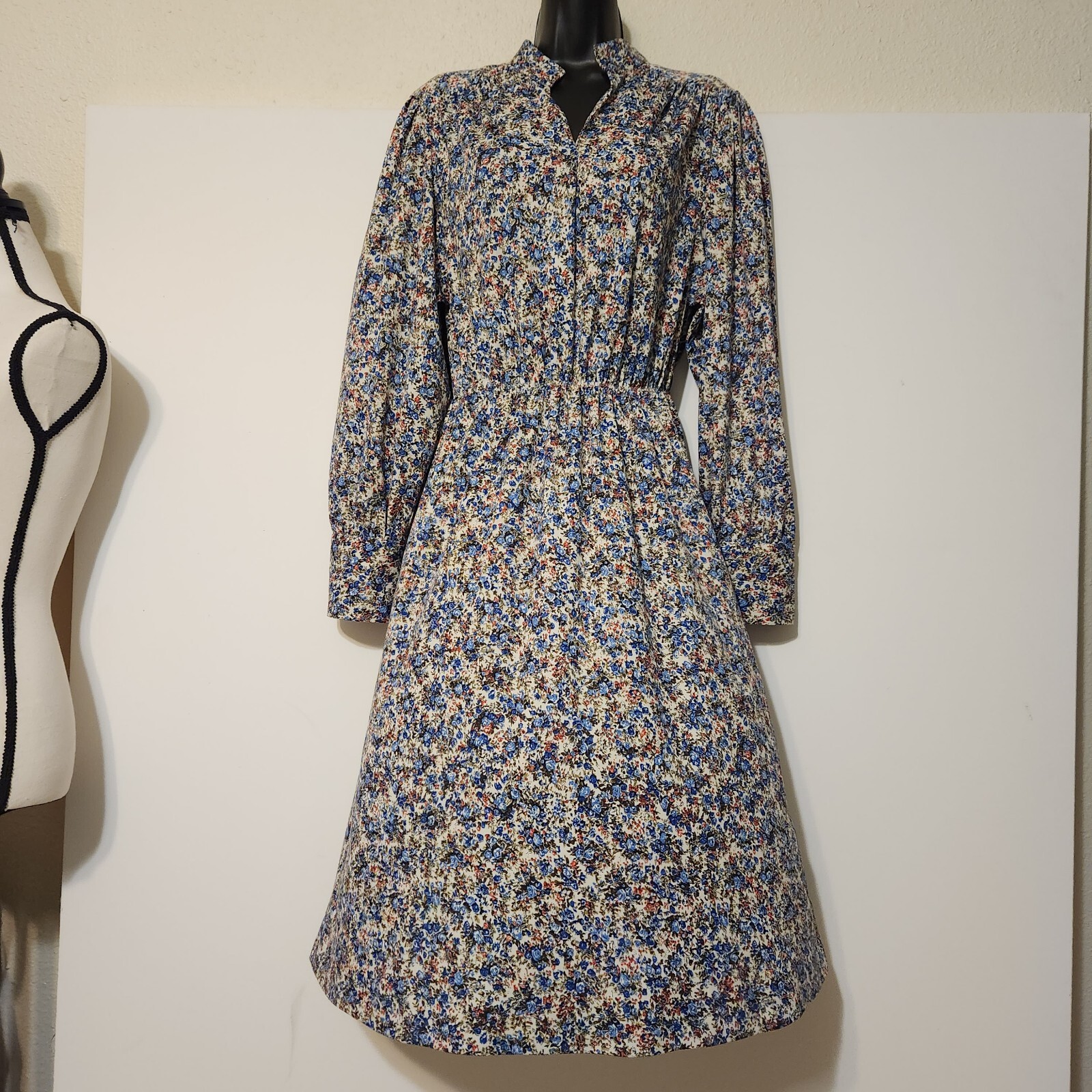 Vintage 70s Sears Jr Bazaar Dress Small print floral groovy boho modest