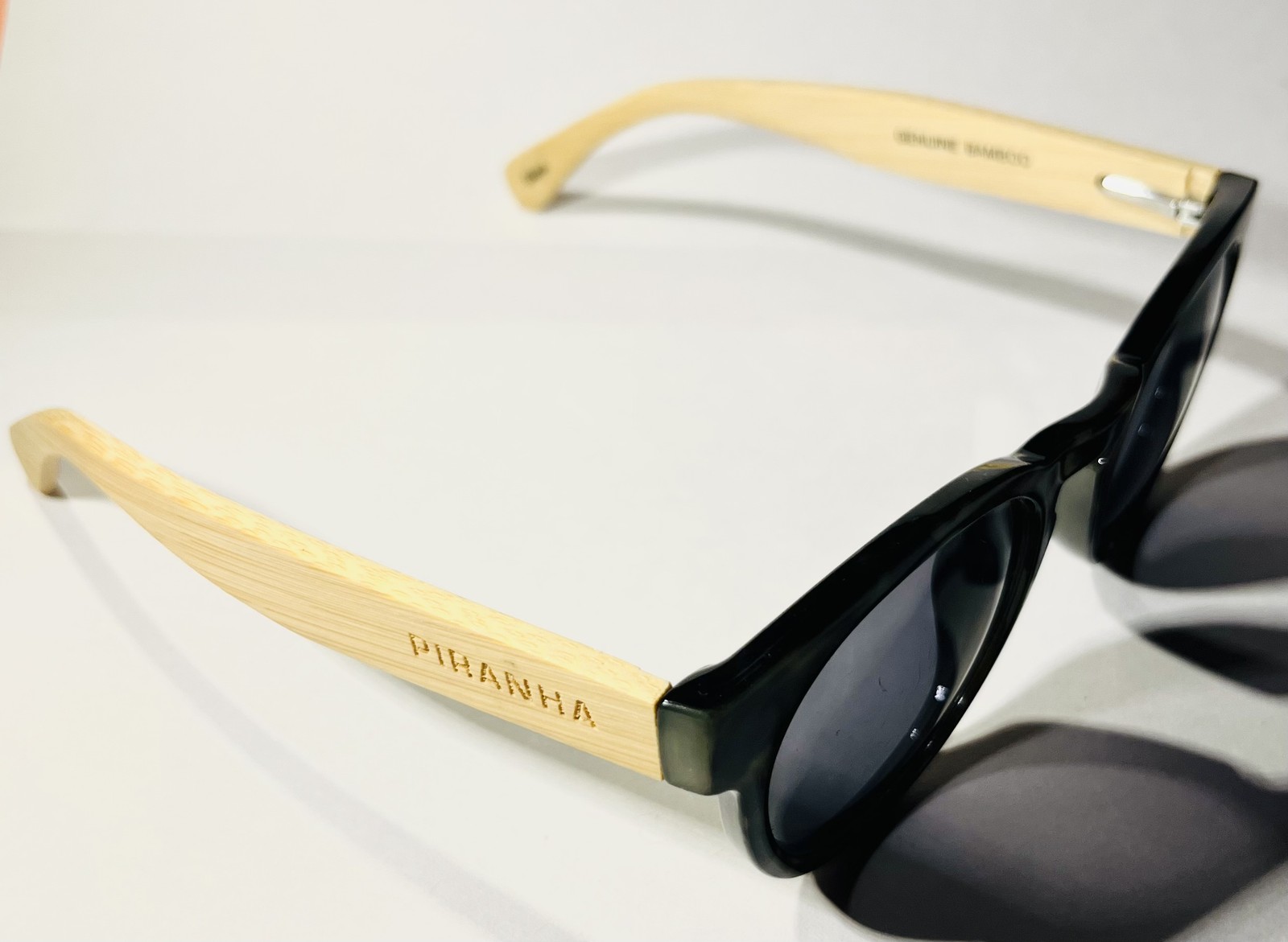 Wooden Piranha Sunglasses Round Black Frame, Genuine Bamboo Temples 18#/60481