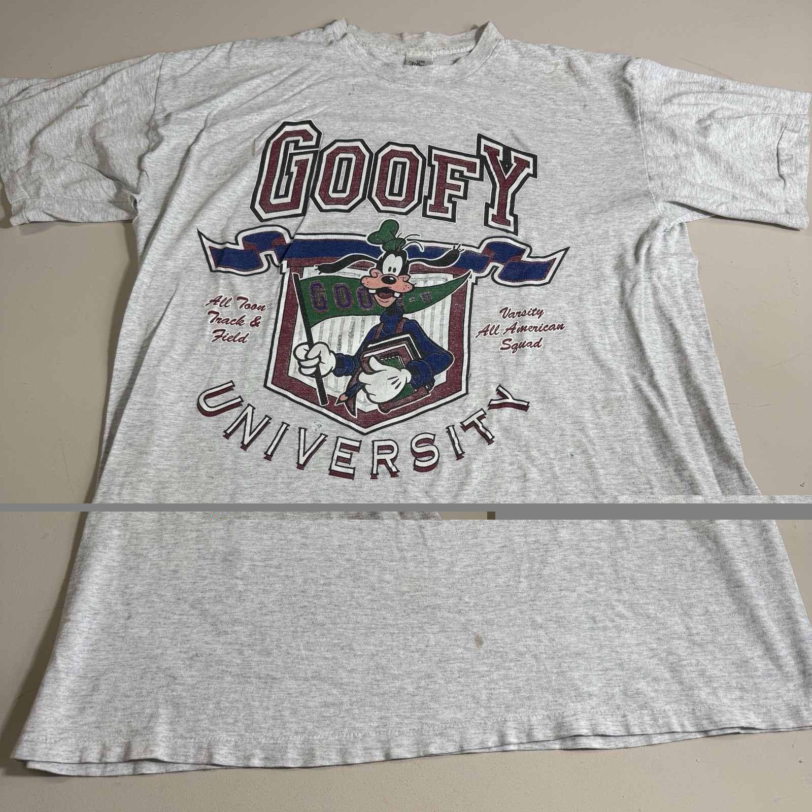 Vintage Disney Store T-Shirt Single Stitch BIG GOOFY University 90s Thrashed