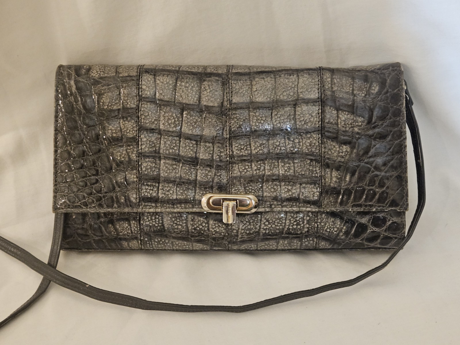 Esteve Dark Grey 1950’s – 60’s Skin Sleek Alligator Skin Clutch-Spain