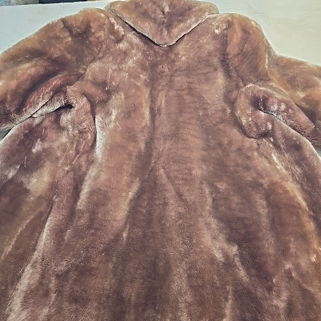 Vintage 1960s Sheared Beaver Fur Coat Brown Gerber Furs Hart-Albin MCM