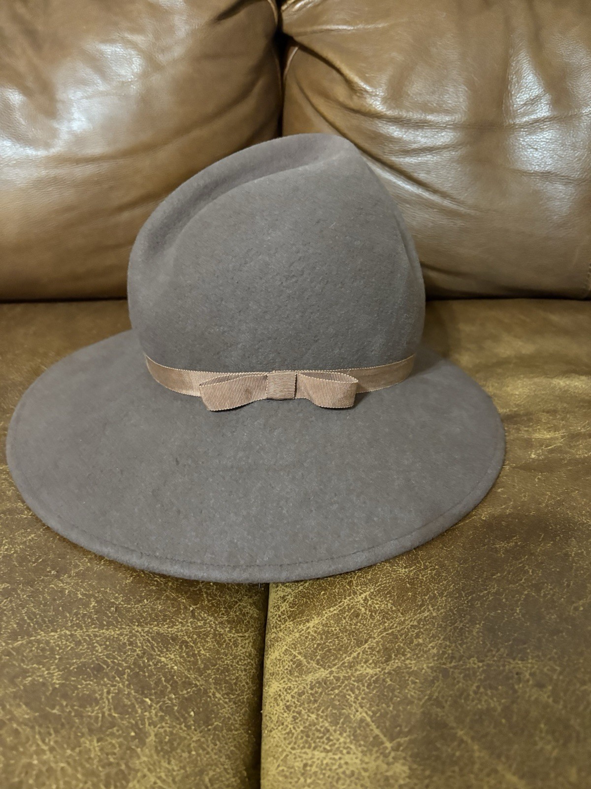 Adolfo II New York Paris Excello Wool Hat. Made In USA.