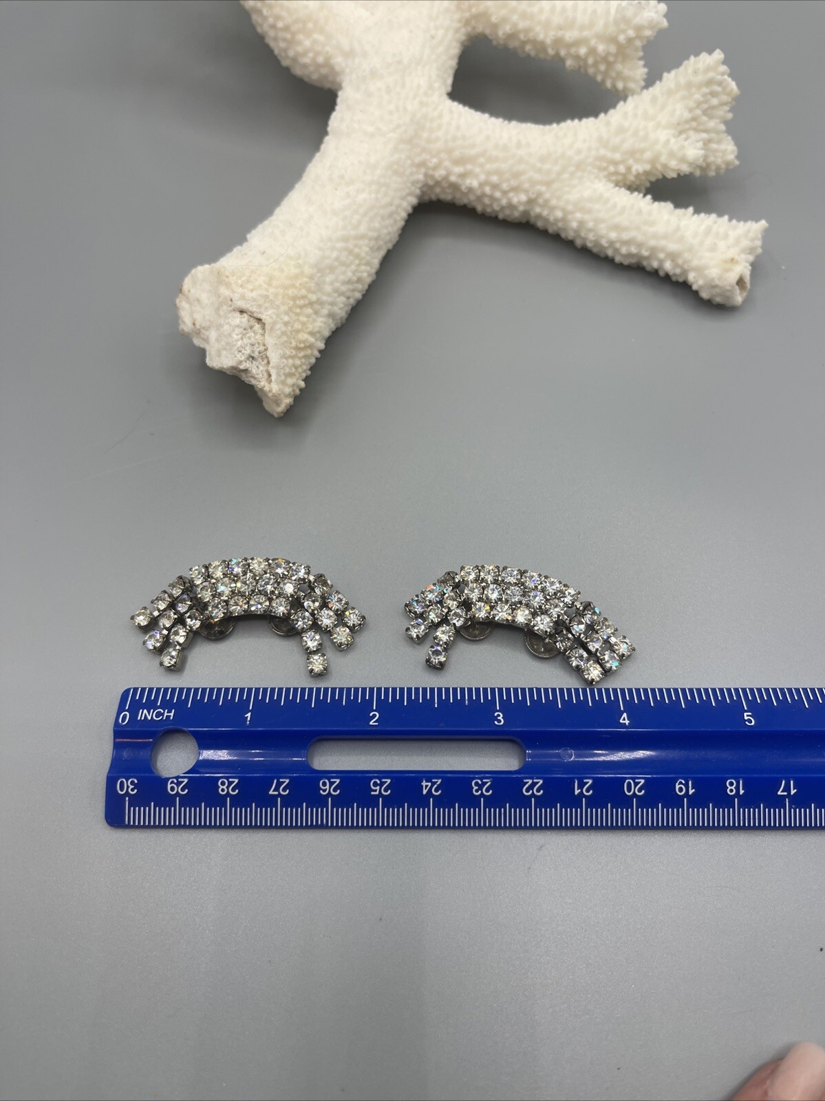 Vintage Rhinestone Shoe Clips Tip Toe Curved #237