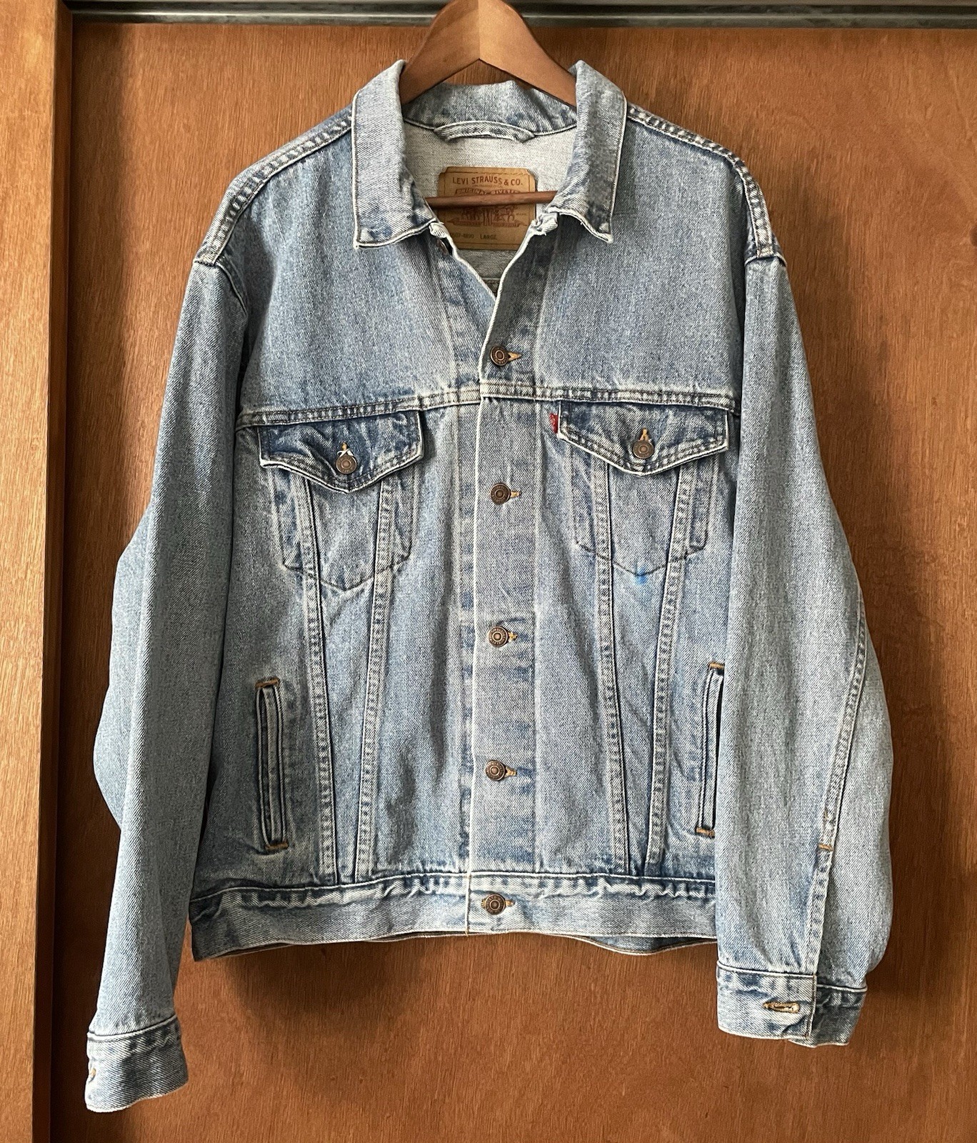 Vintage 90s Levi’s Relaxed Trucker III Denim Jacket Size Large Made In USA