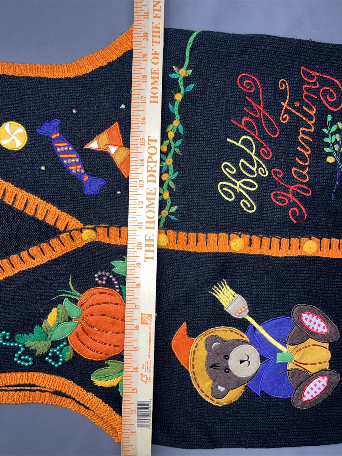 Vintage Yarn Works Happy Haunting Halloween knit vest Pumpkin Teddy Bear M