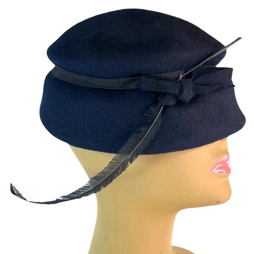 Vtg Neumann Endler Ladies Hat Blue Fair Field Wool Feathered 1940s Needs Stitch