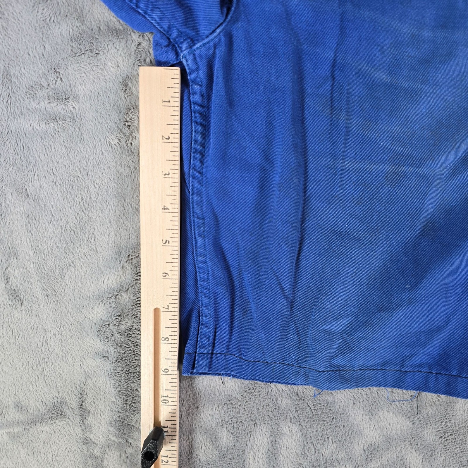 Thrashed 1970s Vetements Le Mont Carmel Blue French Workwear Shorts (32″ waist)