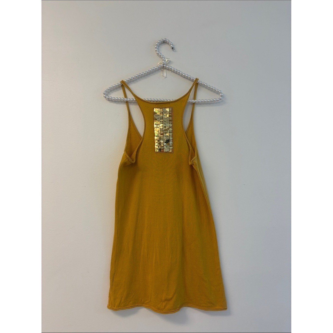 GAP Mustard Yellow Sequin-Back Camisole Tank sz Med roll hem y2k babydoll street