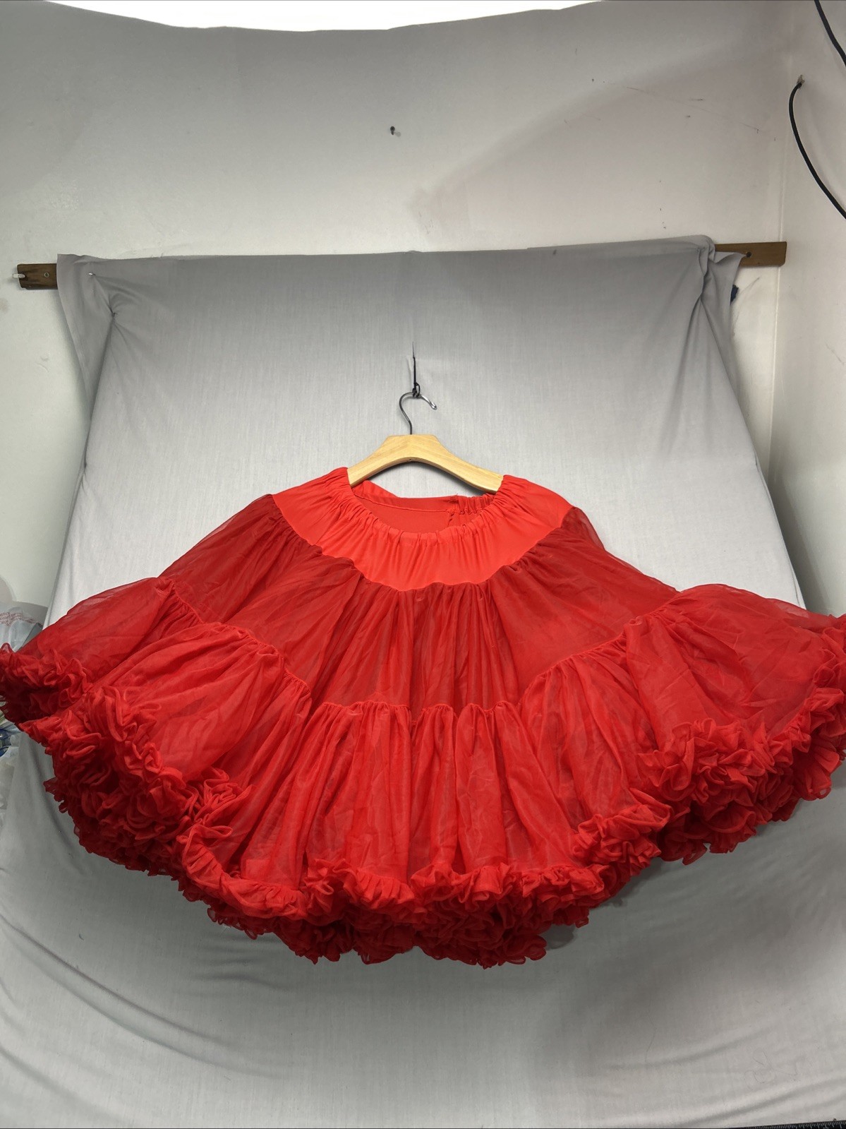 VTG Sam’s Petticoat Line Dancing Fluffy Skirt Womens Medium Red Made in USA