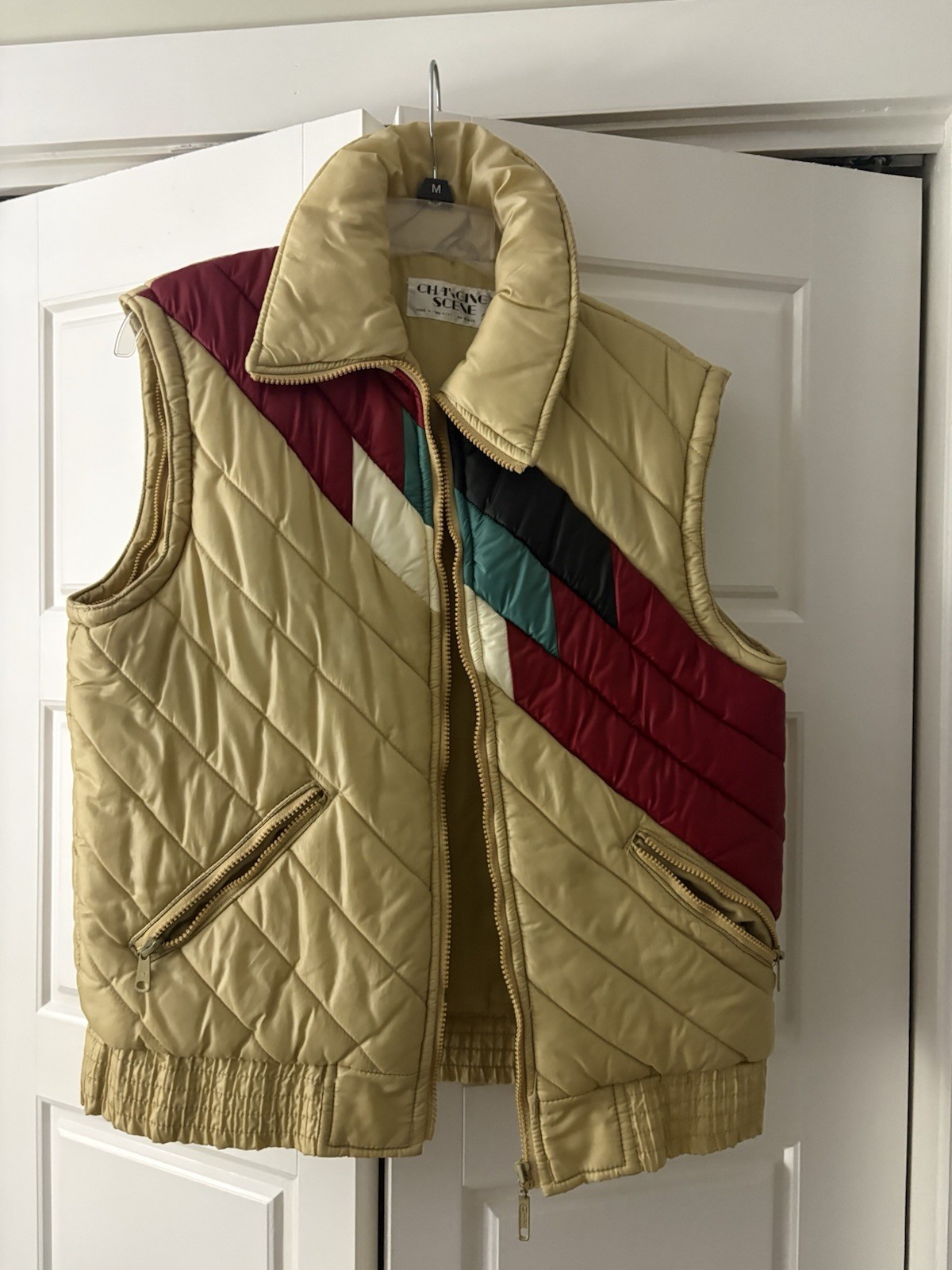 Vintage Changing Scene Puffer Jacket Needs Zipper Replaced
