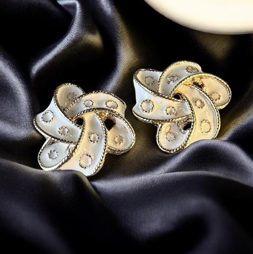 Vintage Bluette Made in France Enamel Shoe Clips – Gold Tone & Enamel – 1.5”