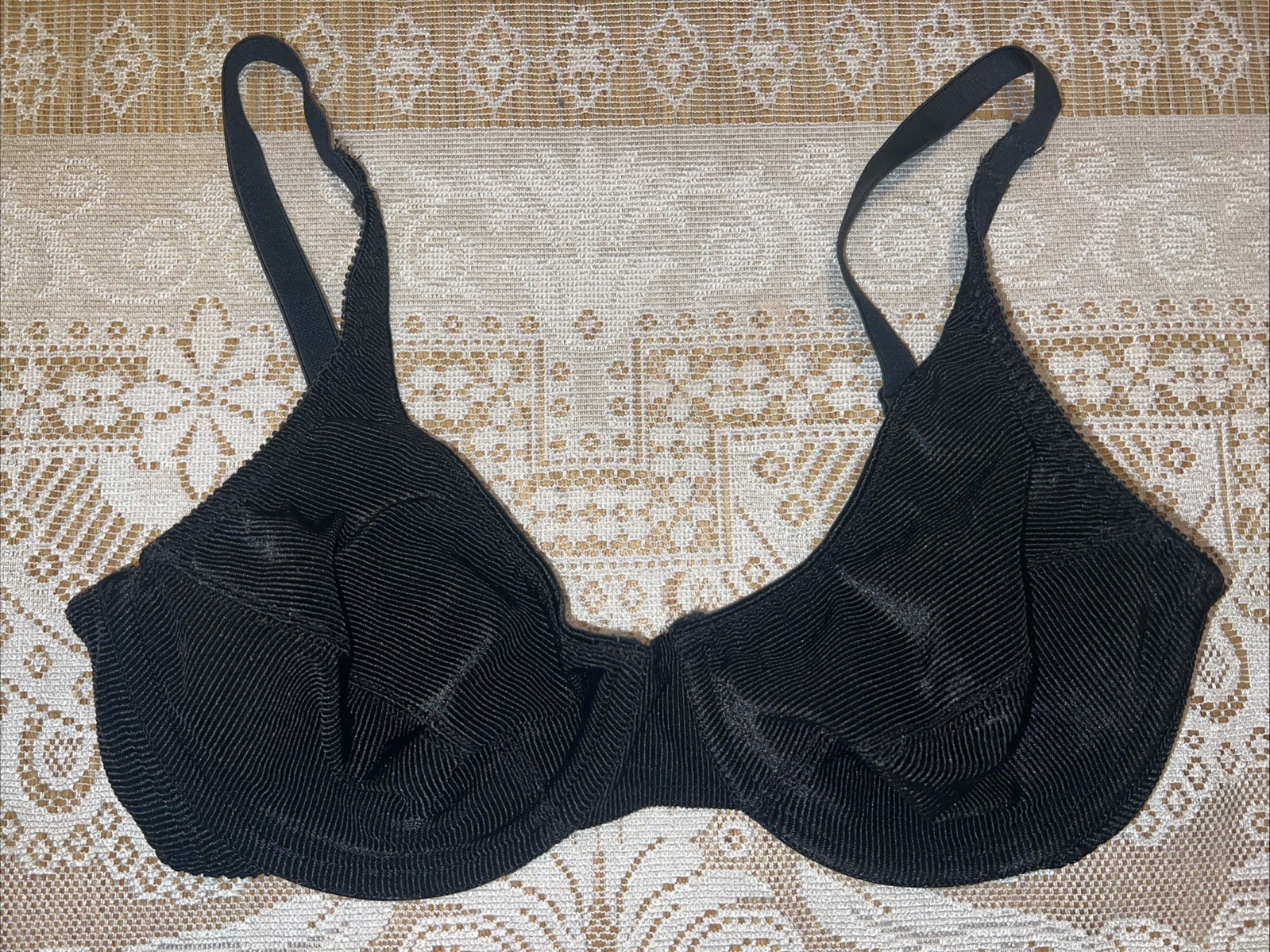 Vtg 90’s Vassarette Black Ribbed Satin Unlined Underwire Bra 75-177 Sz 36B