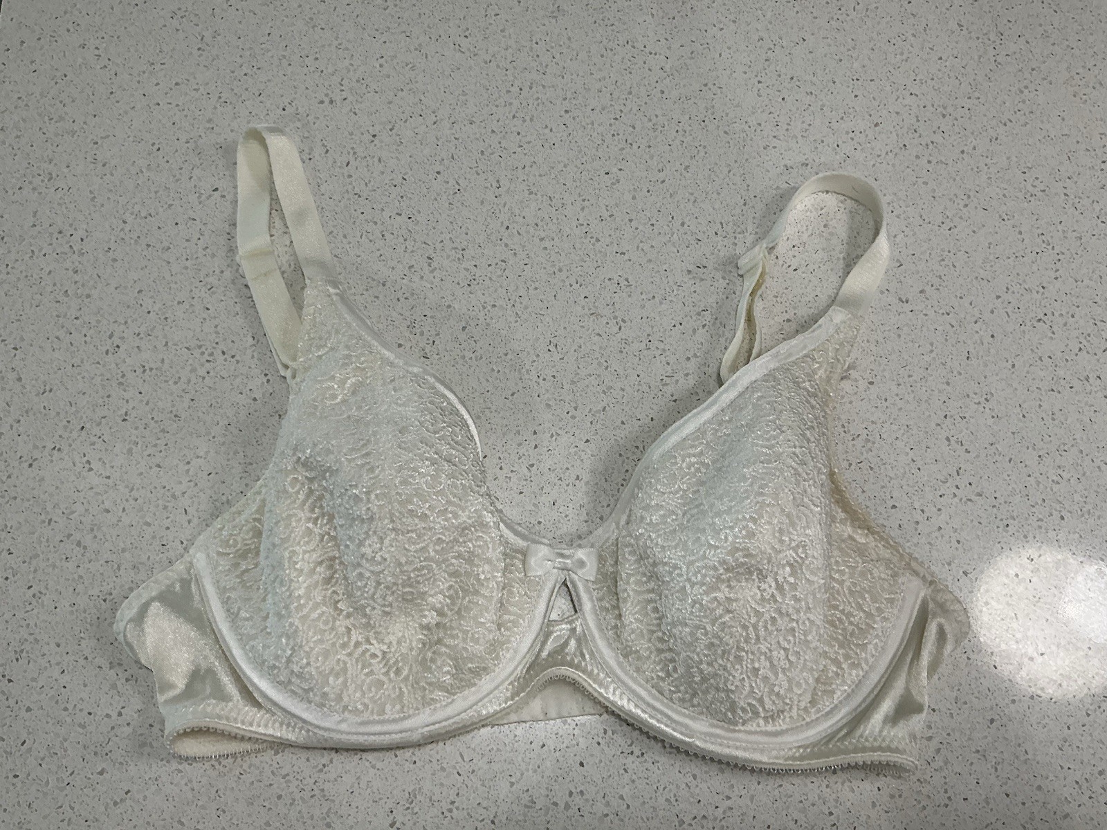 WONDERBRA 90s 7307 Lace Underwire Bra 36C Ivory Retro Sexy Lingerie Vintage