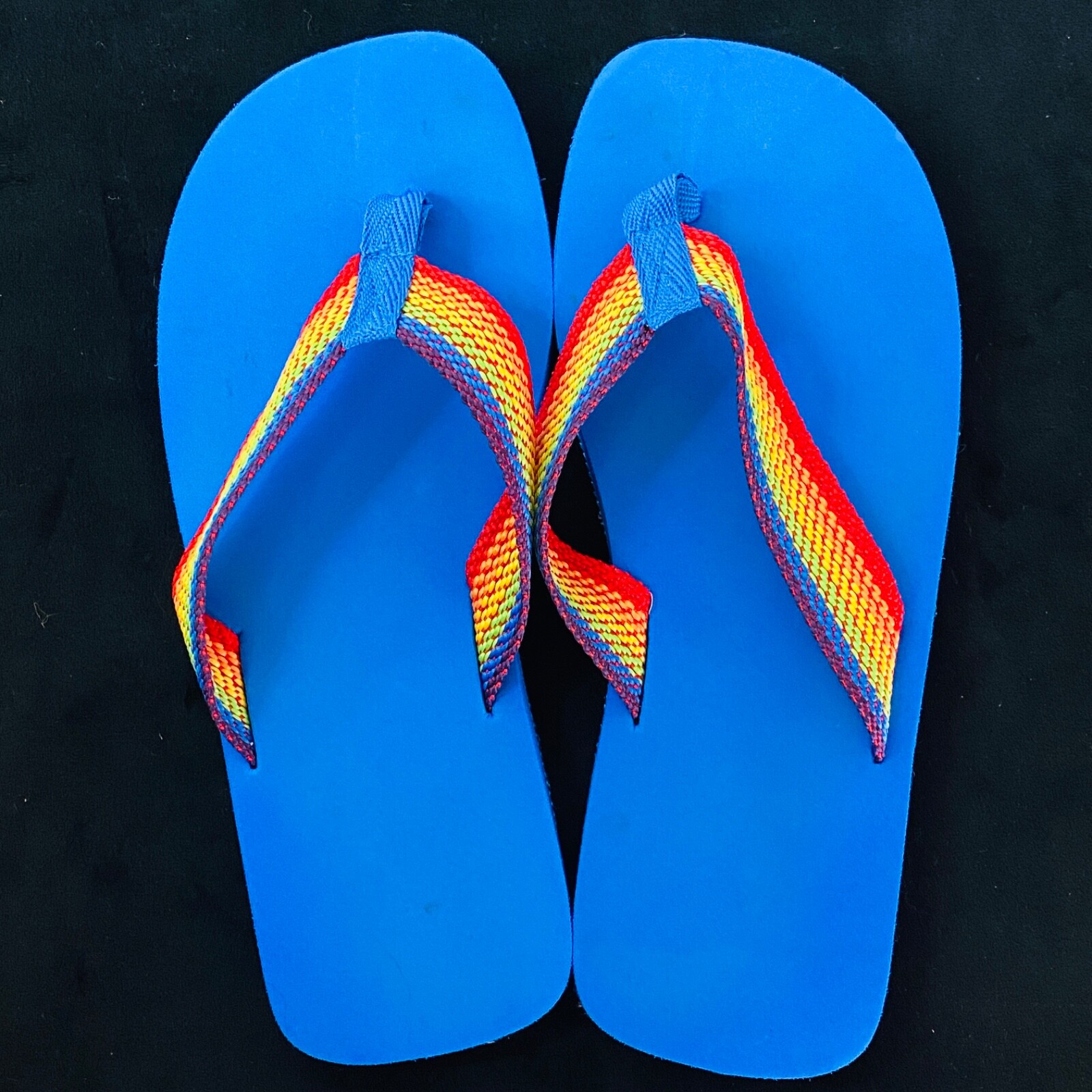 Vintage 1980s blue rainbow flip flop sandals, beach summer women’s 8