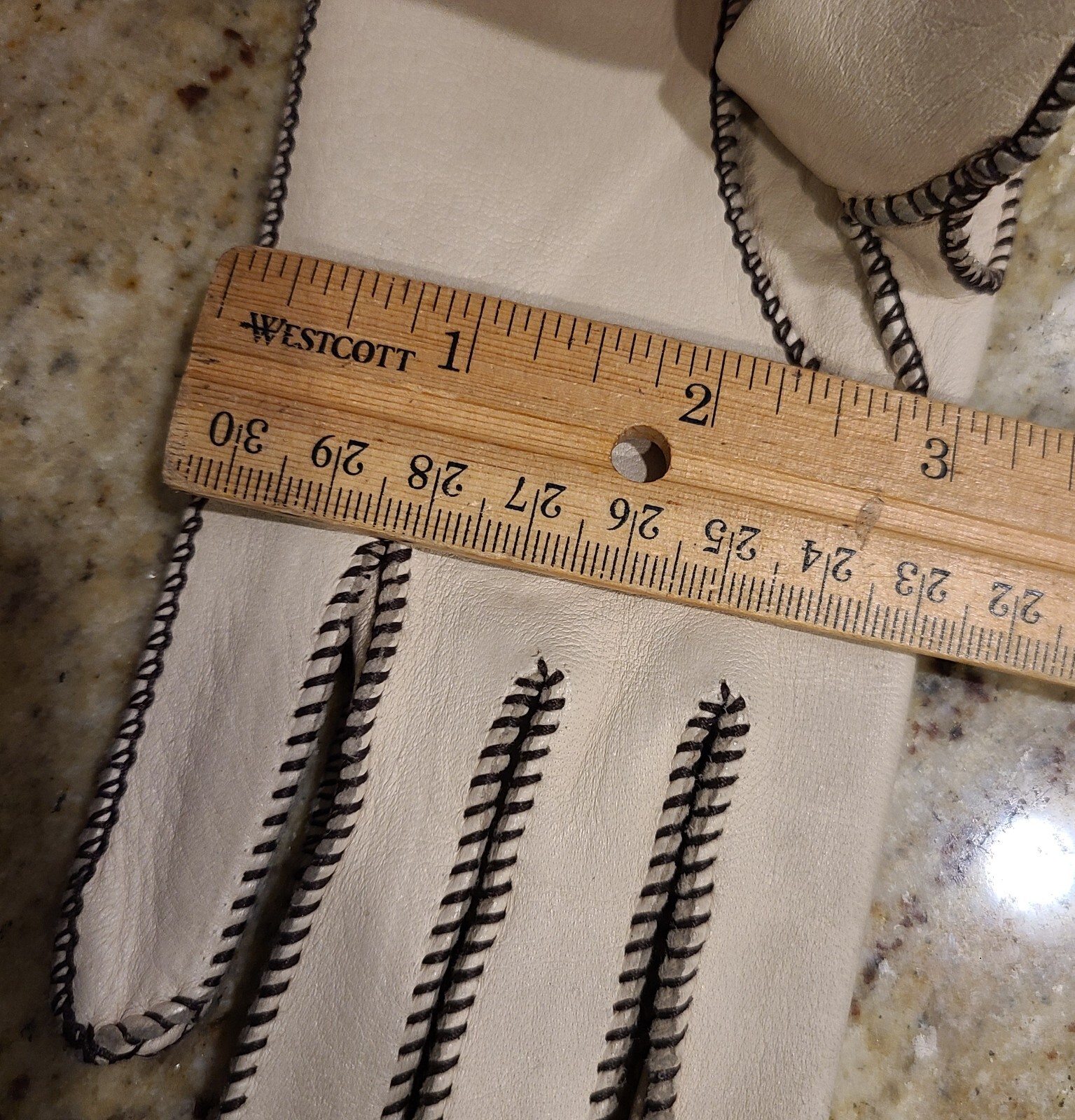 Vintage Size M 7 1/4 Beige Deerskin Soft Leather 9.5″ Gloves Contrast Stitching
