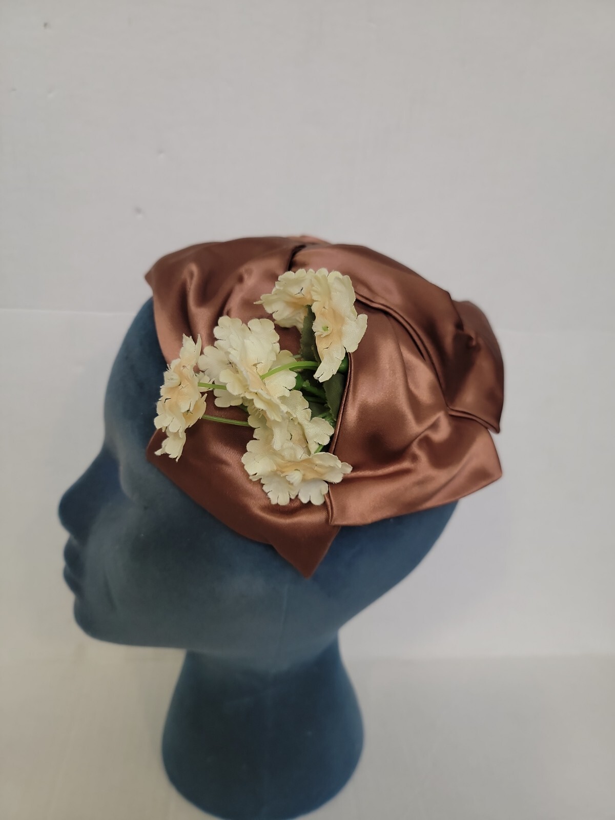 Vtg 50s Union Made/Brown Satin Shell Hat /Modern Hat