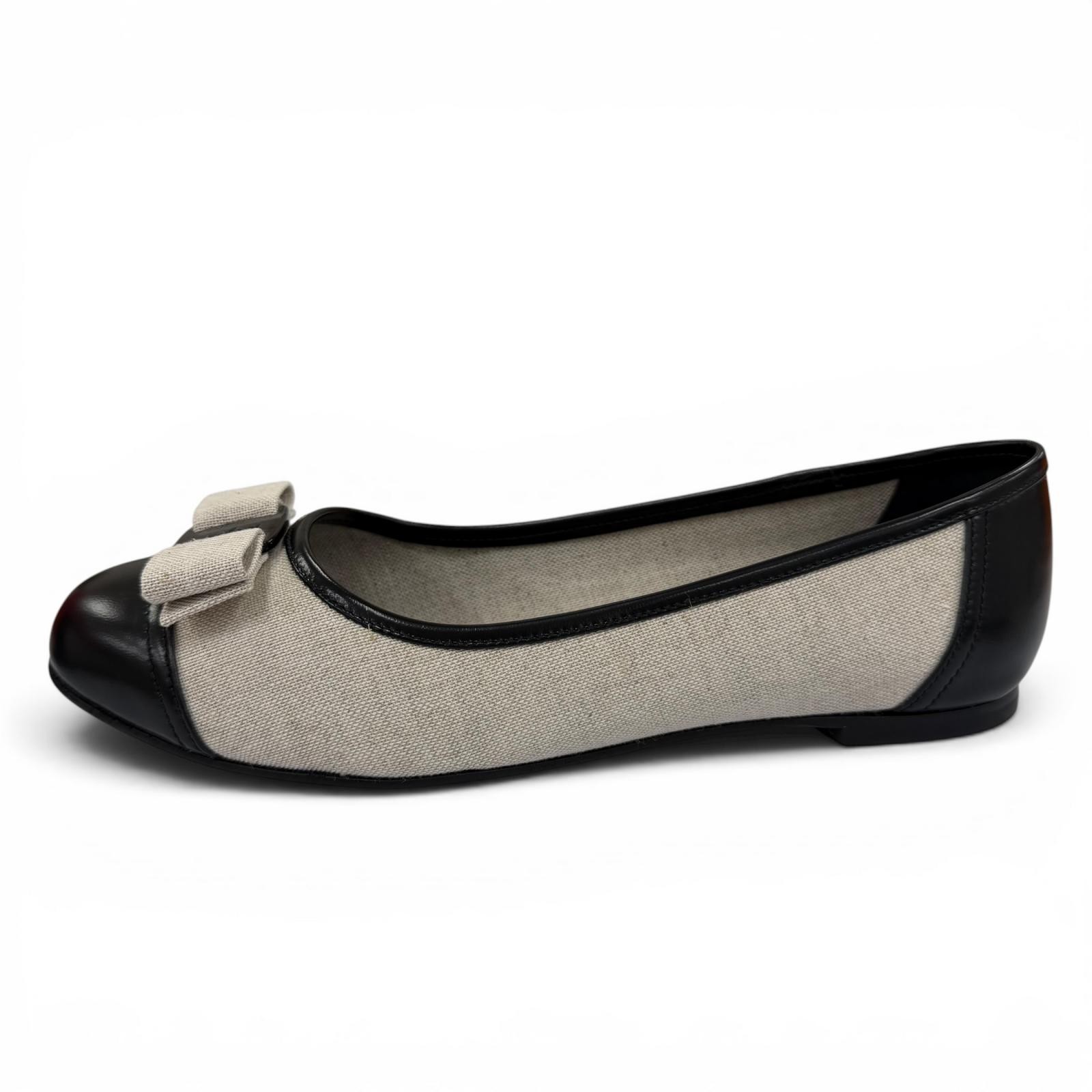Salvatore Ferragamo Vara Ribbon Leather Ballet Flats – DUTY FREE