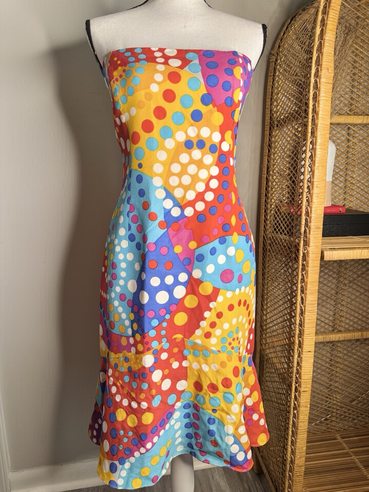 100% Silk Vintage, Colorful Sleeveless David Meister Dress With Ruffled Hem