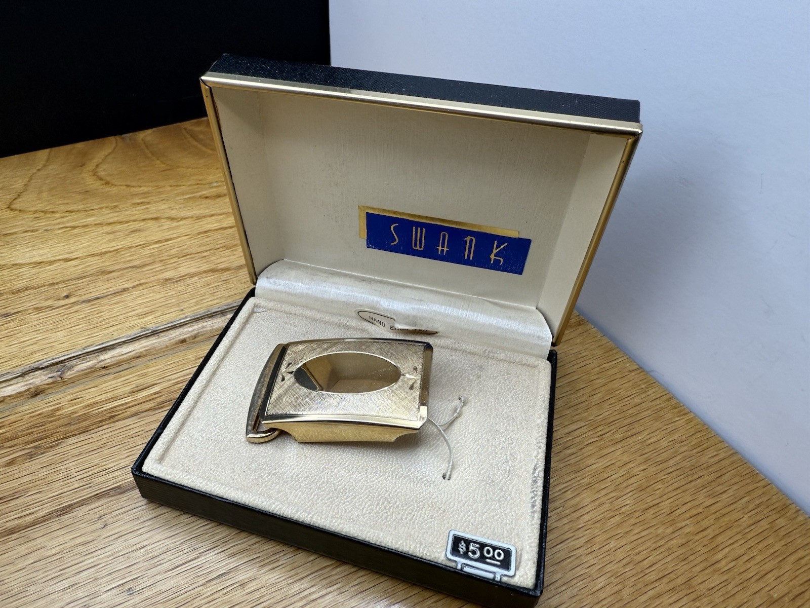 New Swank Gold Tone Belt Buckle To Engrave Initial Letter Original box Vintage