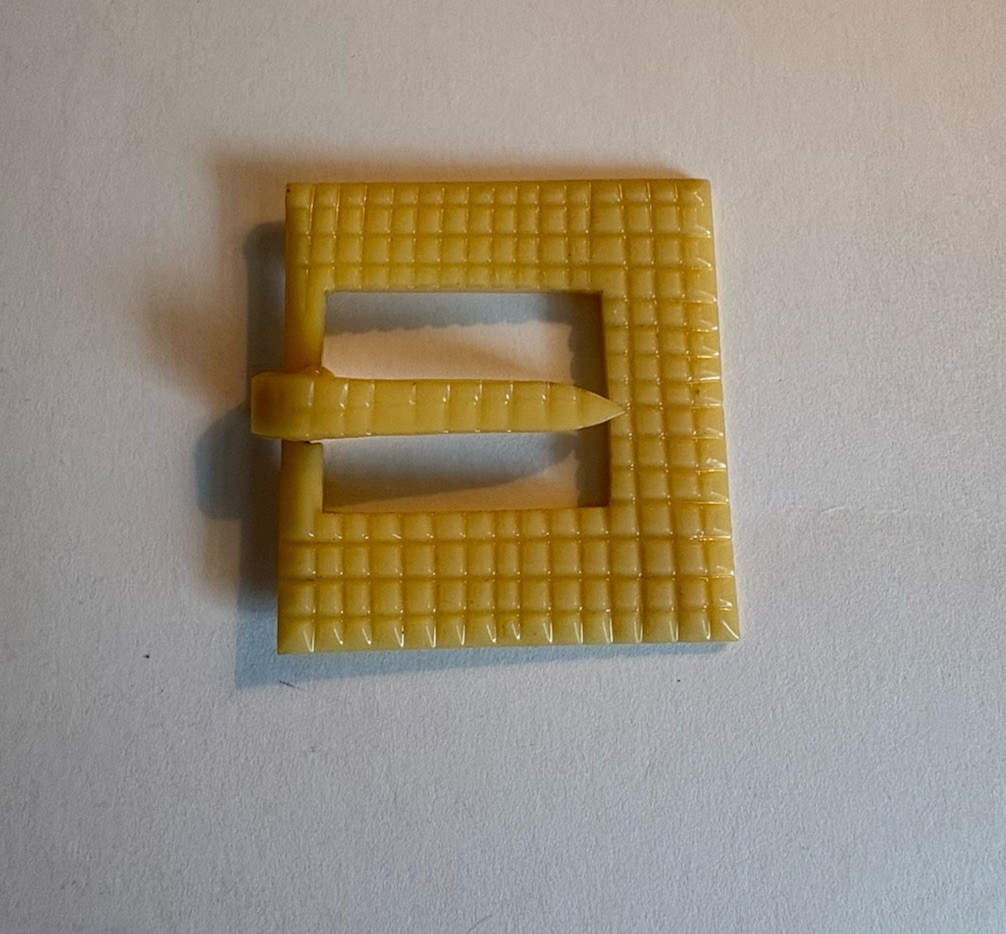 Vintage Art Deco Yellow Celluloid Plastic Dress Belt Buckle Waffle Like Pattern