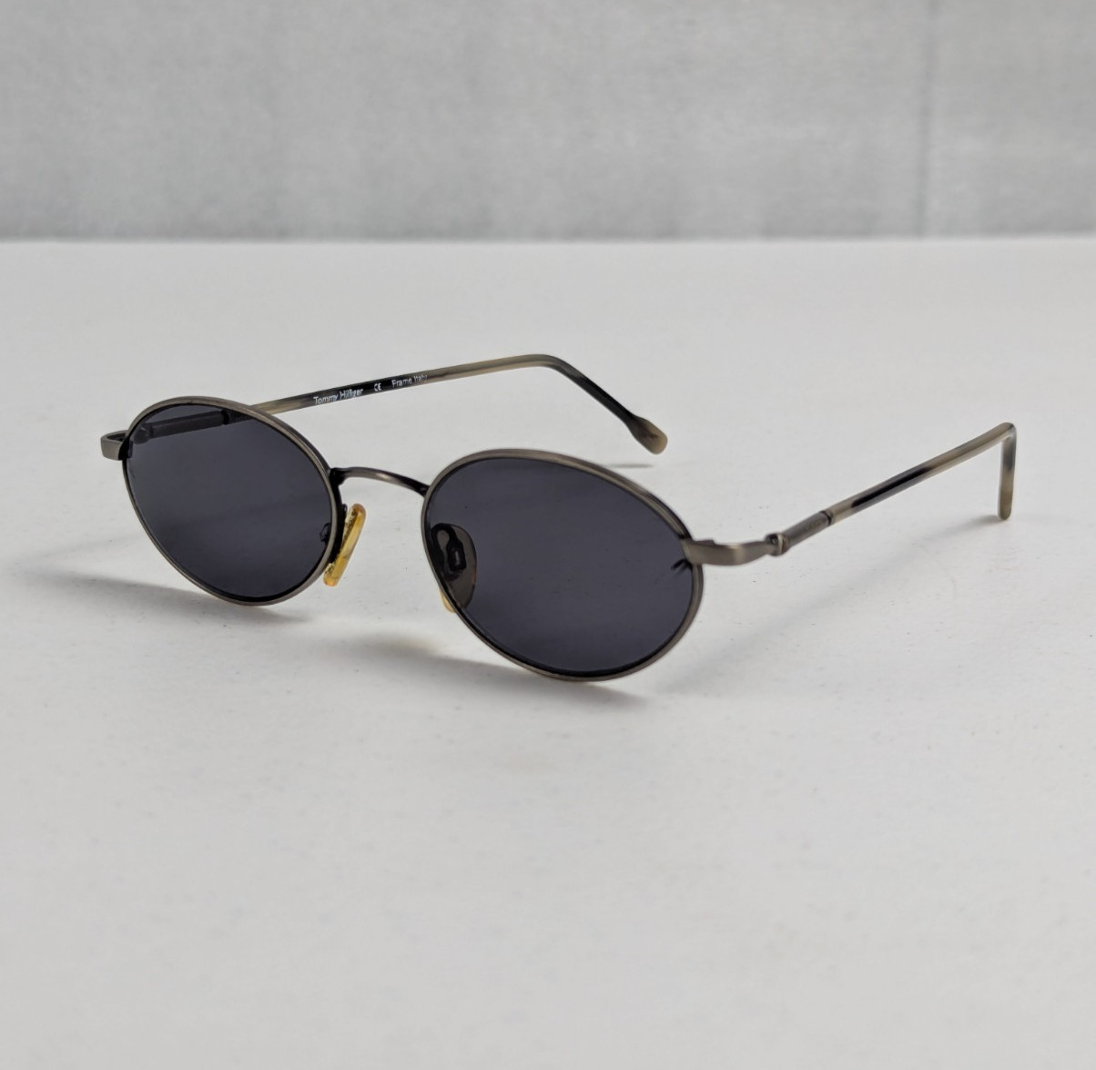 Tommy Hilfiger Sunglasses 48-18 / th-52-162-140
