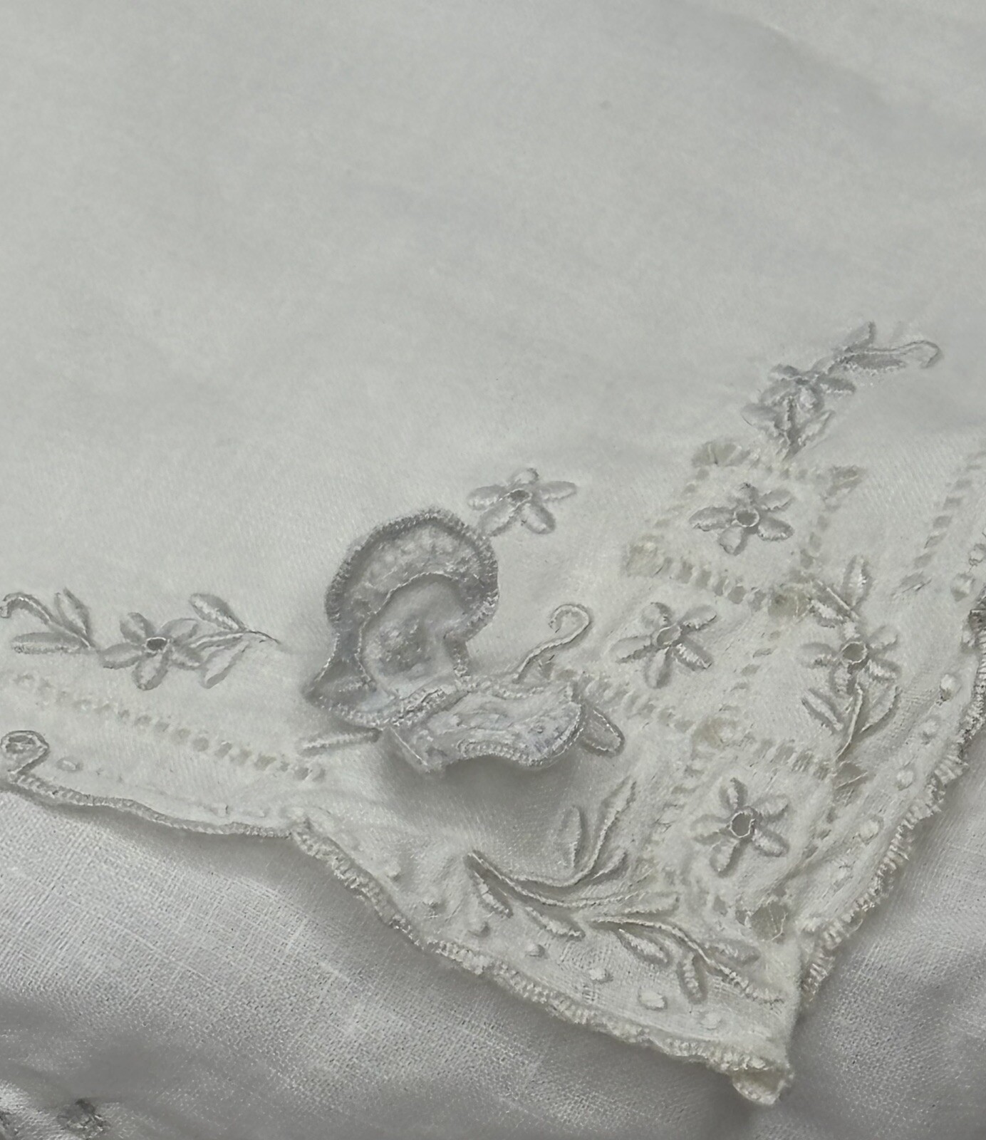 Vintage handkerchief white 3D butterfly 10.5x 11 Cotton Wedding Hankie
