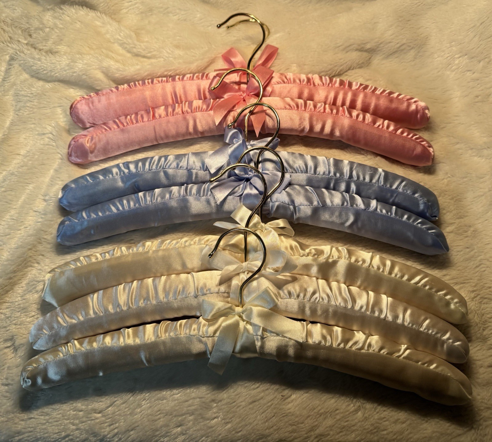 Set 7 Vintage Satin Clothing Hangers Boudoir Chintz Feminine Decor Pink Blue